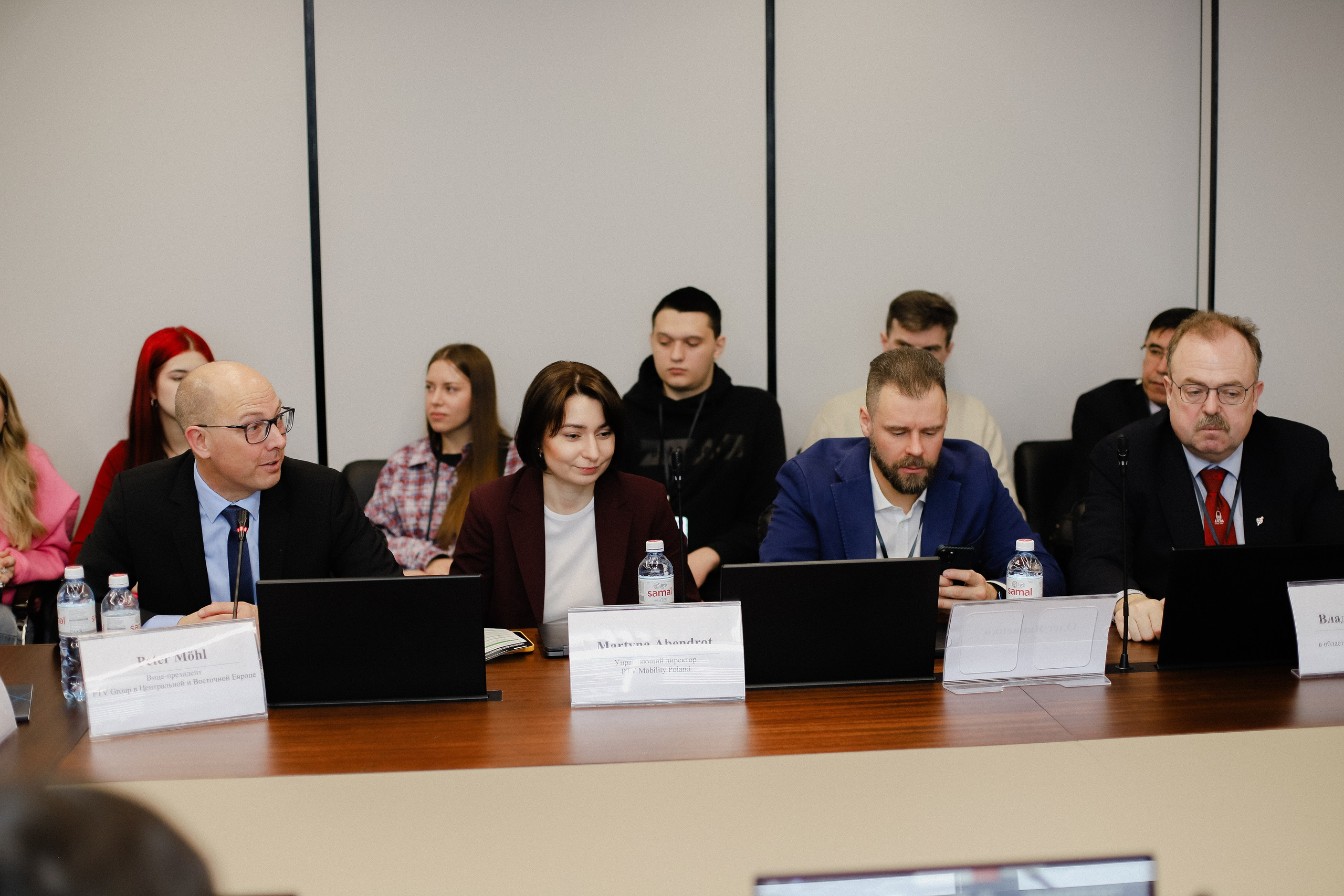 III Международная конференция. Фотограф в Алматы и Москве Даша Пушкина