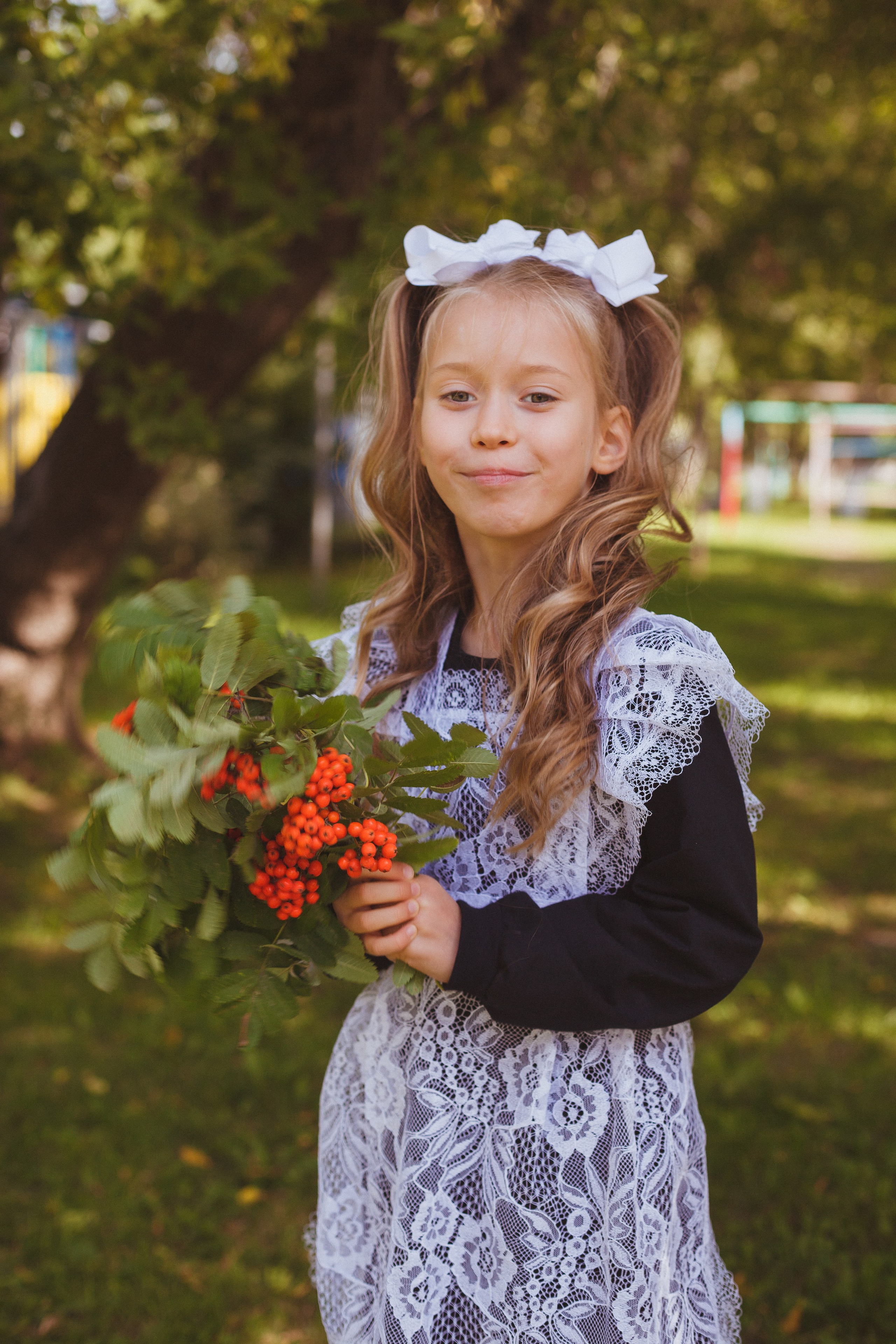 Школьная фотосессия на природе. Семейный и детский фотограф в Сухом Логу Ольга Кайгородова
