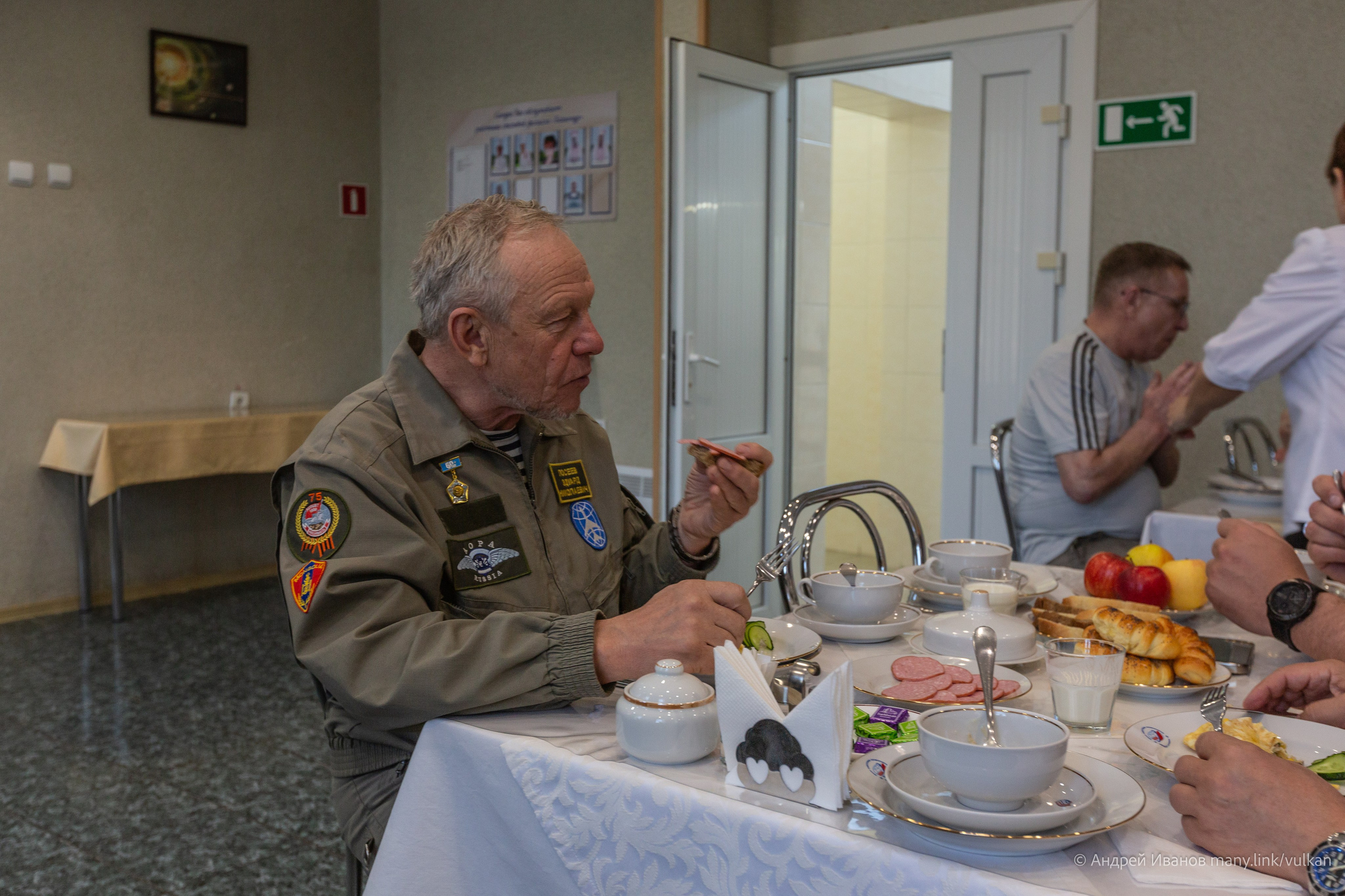 Перелёт на Байконур в 2026 г на самолётах АОН. Фотоальбом показывающий увлекательный мир авиации и мир медведей Андрея Иванова