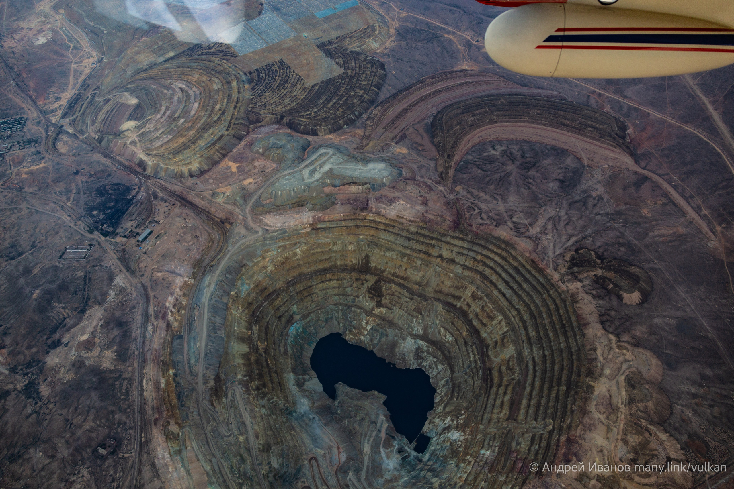 Полёт на Иссык-Куль — конференция Кругосветчиков (2025г). Фотоальбом показывающий увлекательный мир авиации и мир медведей Андрея Иванова