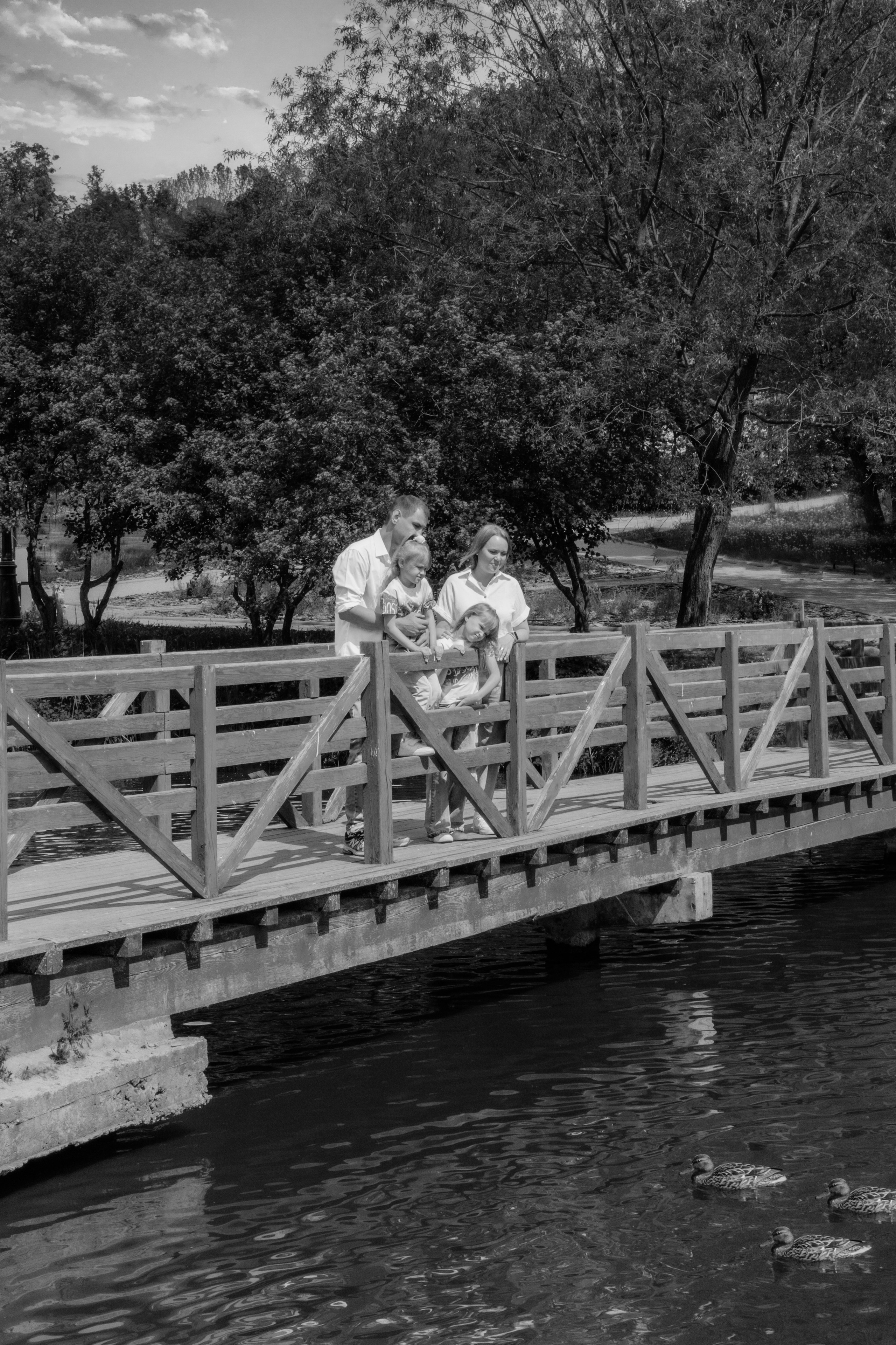 Семейная съемка в Лошицком парке. Ваш семейный фотограф в Минске — Вика Трегубова