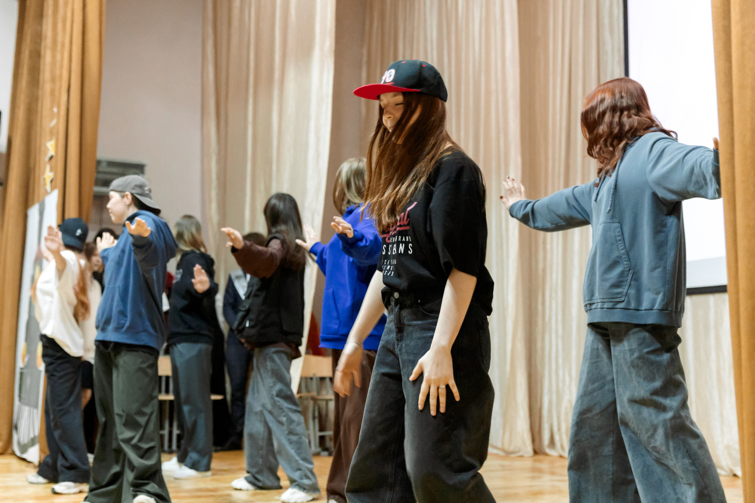 Выпускной шк 88 9-е кл. 24.05.2024. Свадебный и Семейный фотограф г. Ижевск Гульназ Солдатова. Гульназ фото