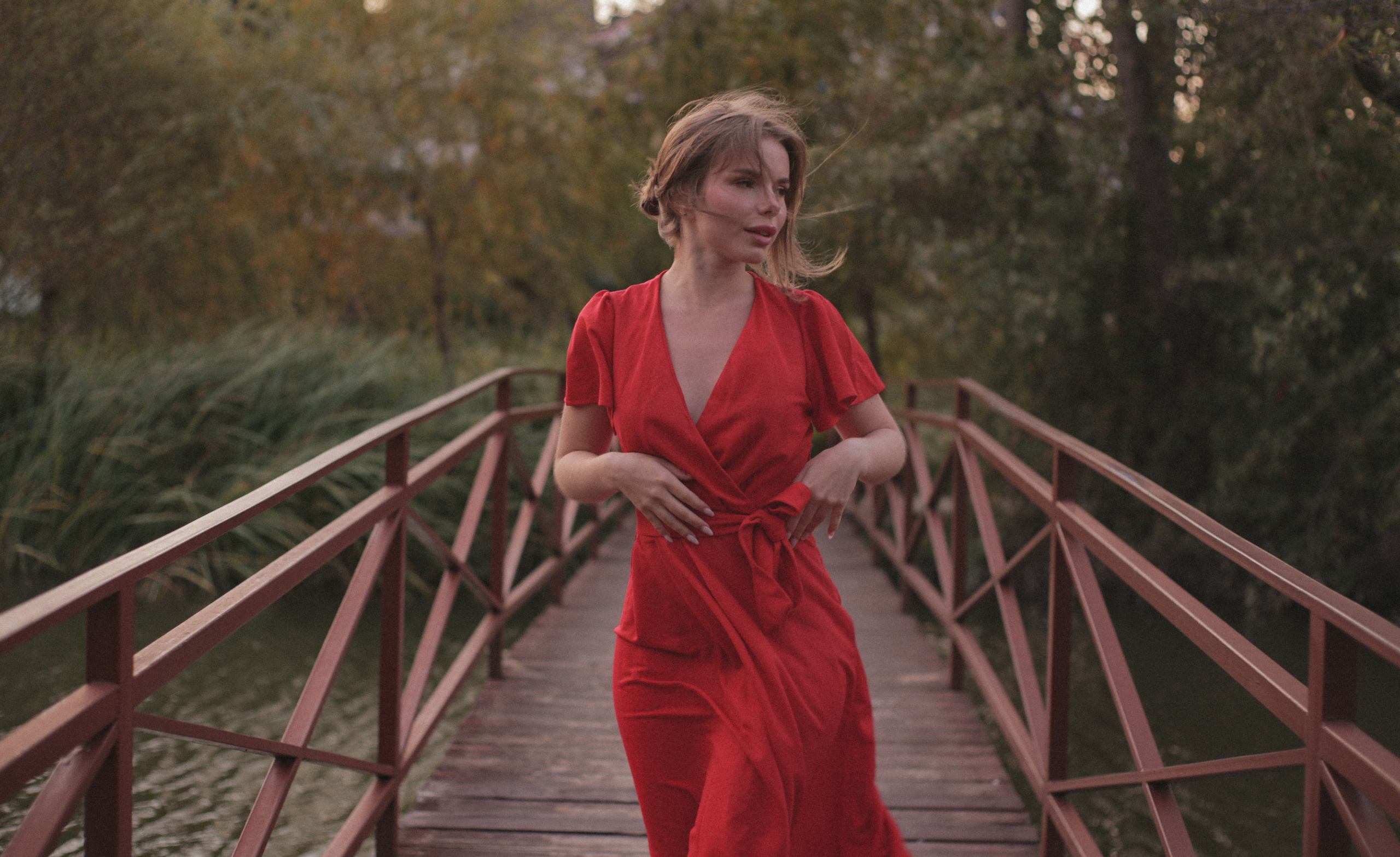 Фотограф Лазаревское. Индивидуальный и творческий фотограф, семейный и свадебный фотограф из Сочи