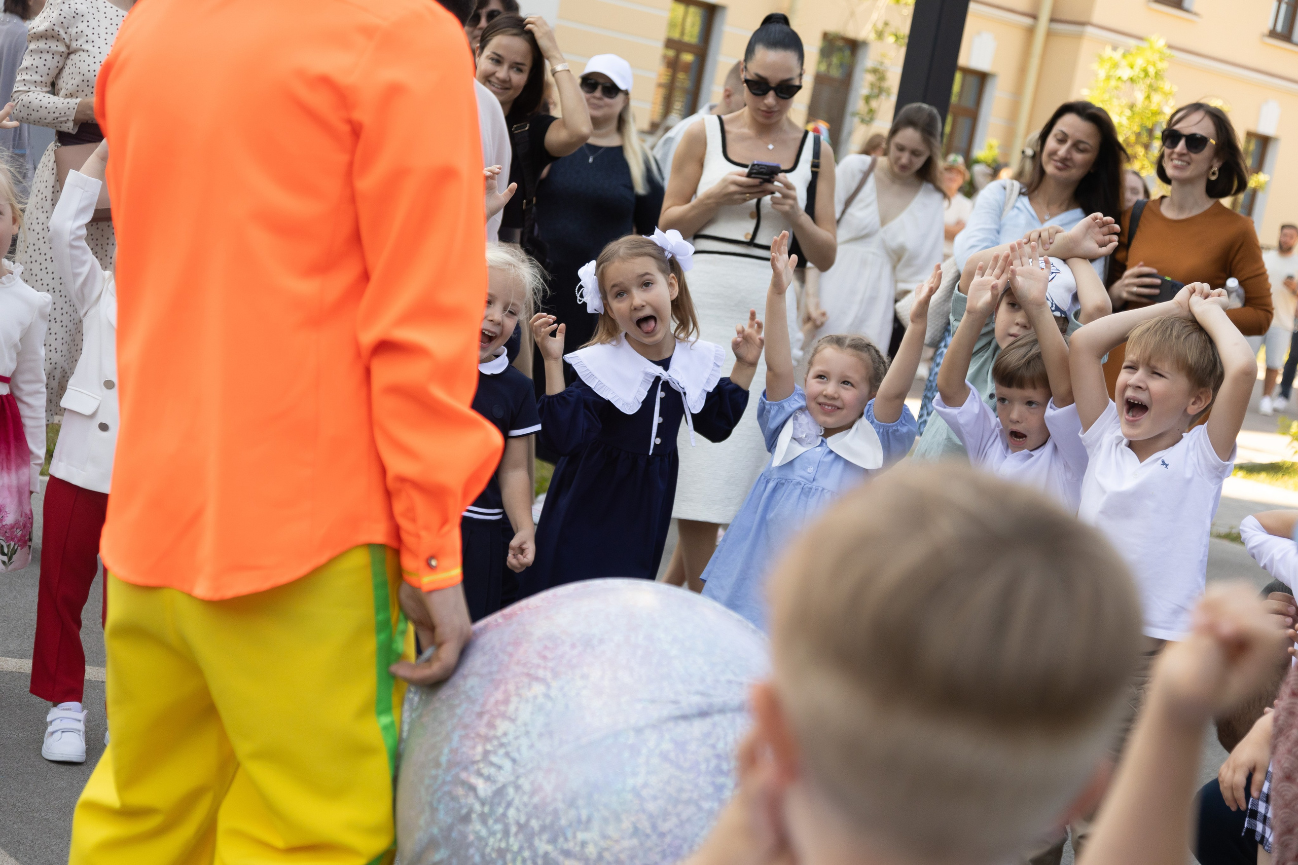 2 -го Сентября RYBAKOV PLYSCHOOL. Портретный Студийный и уличный фотограф Москва. Индивидуальные, Семейные, Беременность, Будуар, Каталог, контент съемки для блога и бизнеса