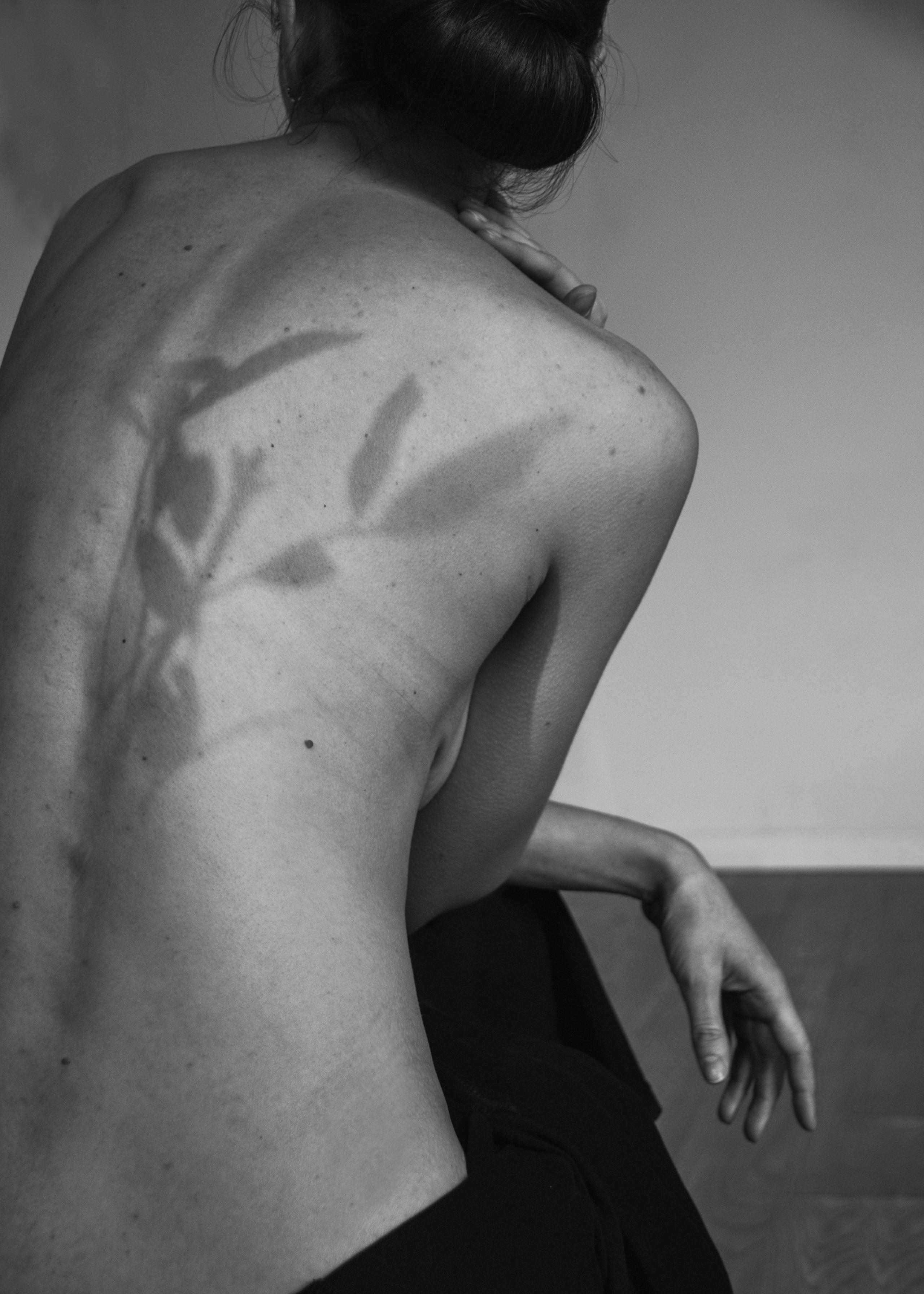 стихи, маяковский, портрет, женский портрет, фотосессия москва, фотограф москва, фотосессия, необычная фотосессия, подарок, душа, сертификат, мурашки, содержание, смысл, текст, подтекст, весна, спина, сексуальность, девушка