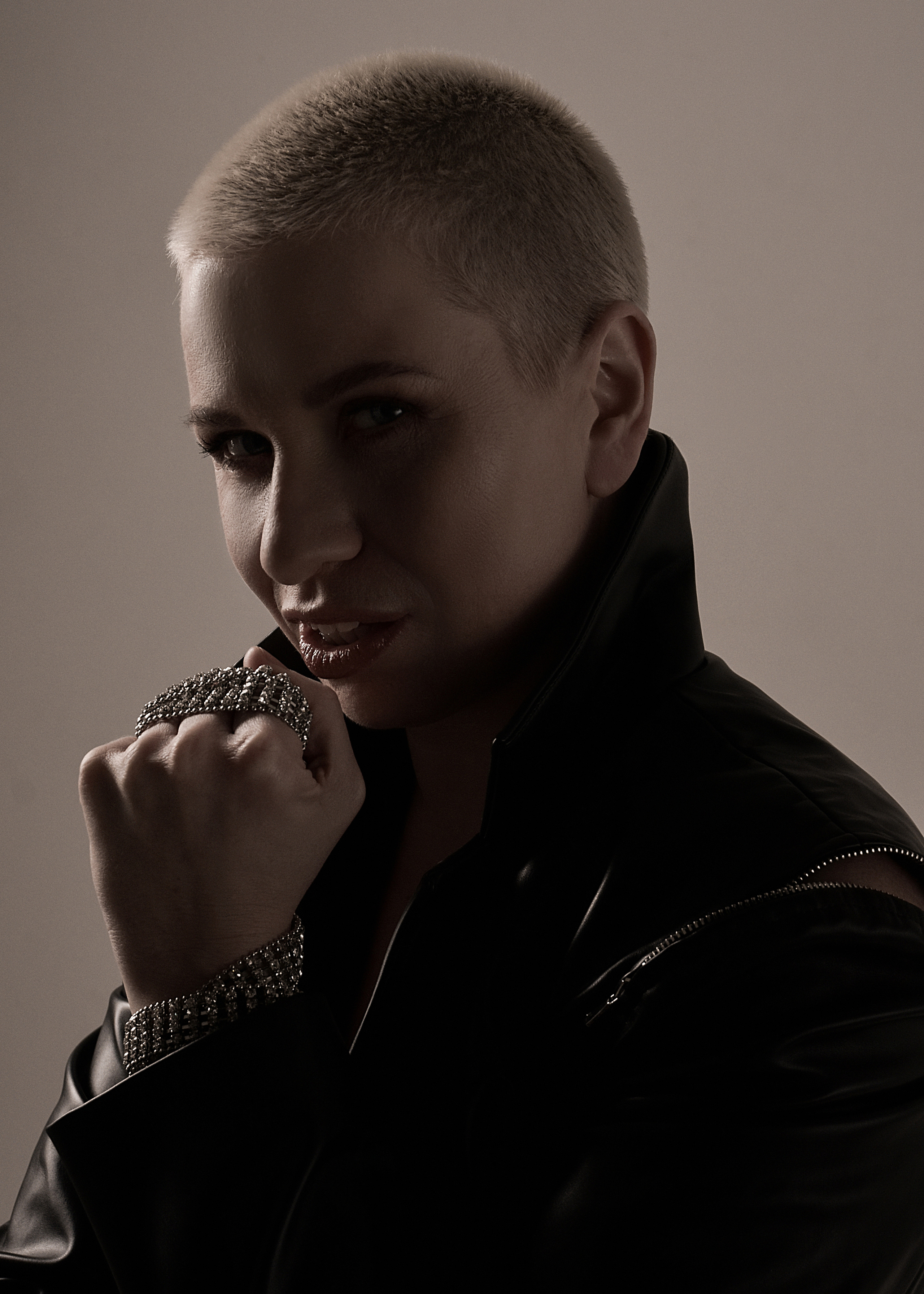 стихи, стихотворения, портрет, женский портрет, фотосессия москва, фотограф москва, фотосессия, необычная фотосессия, подарок, душа, сертификат, мурашки, содержание, смысл, текст, подтекст