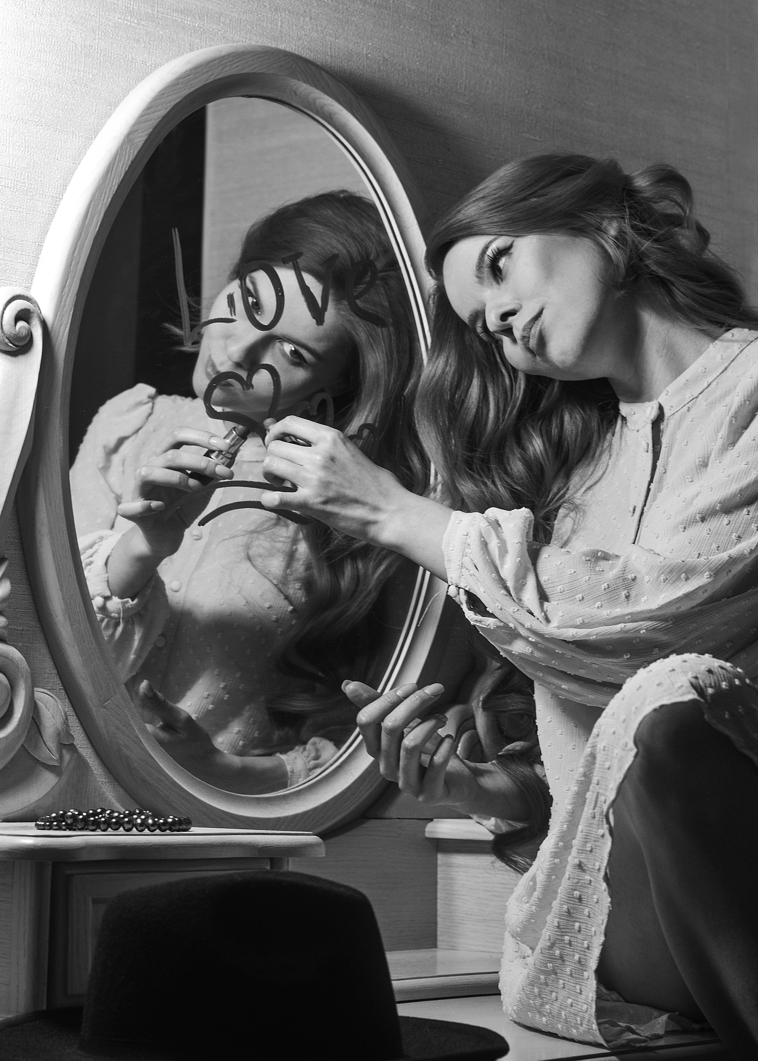 стихи, стихотворения, портрет, женский портрет, фотосессия москва, фотограф москва, фотосессия, необычная фотосессия, подарок, душа, сертификат, мурашки, содержание, смысл, текст, подтекст