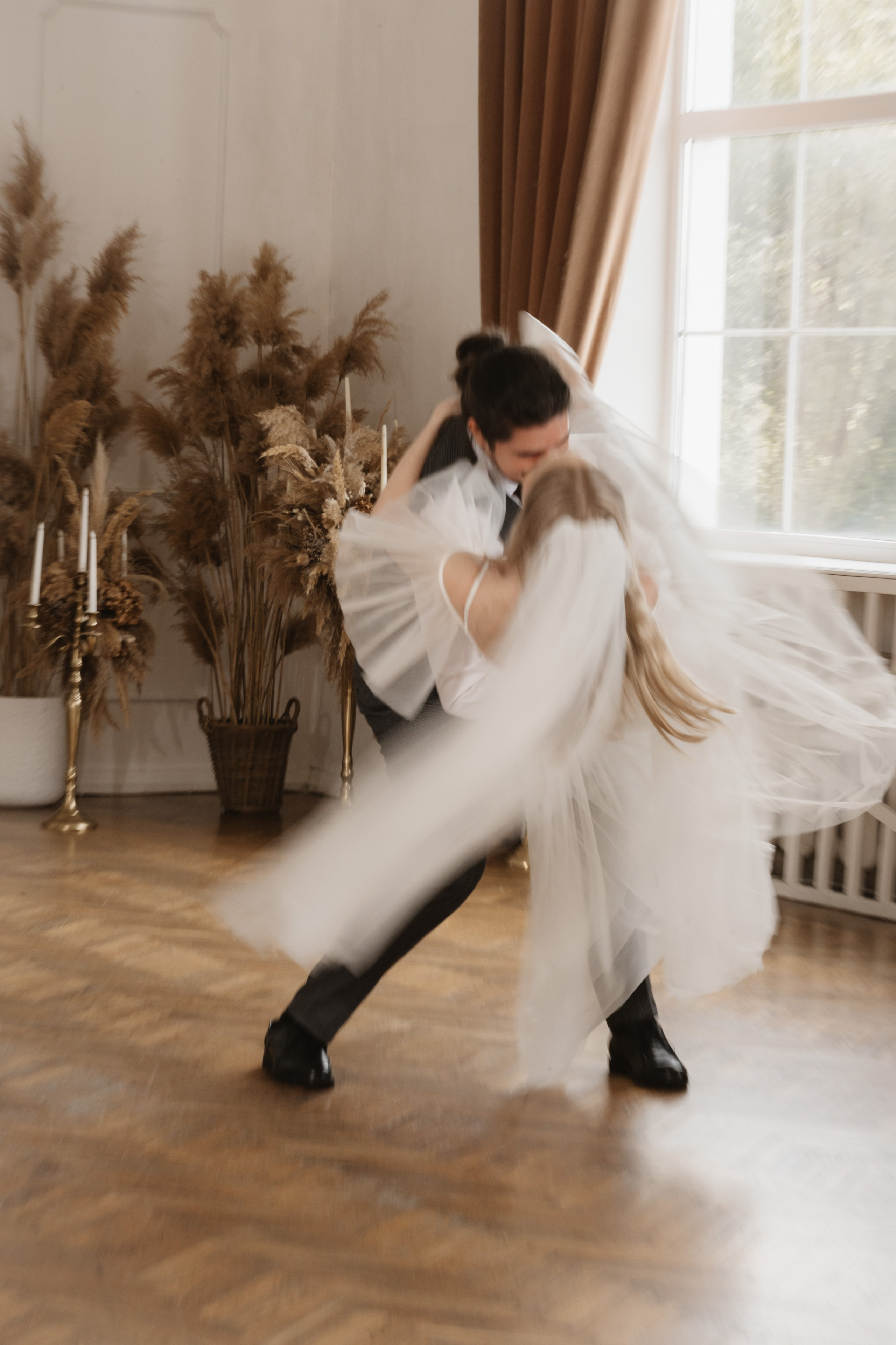 Свадебная фотосессия в студии