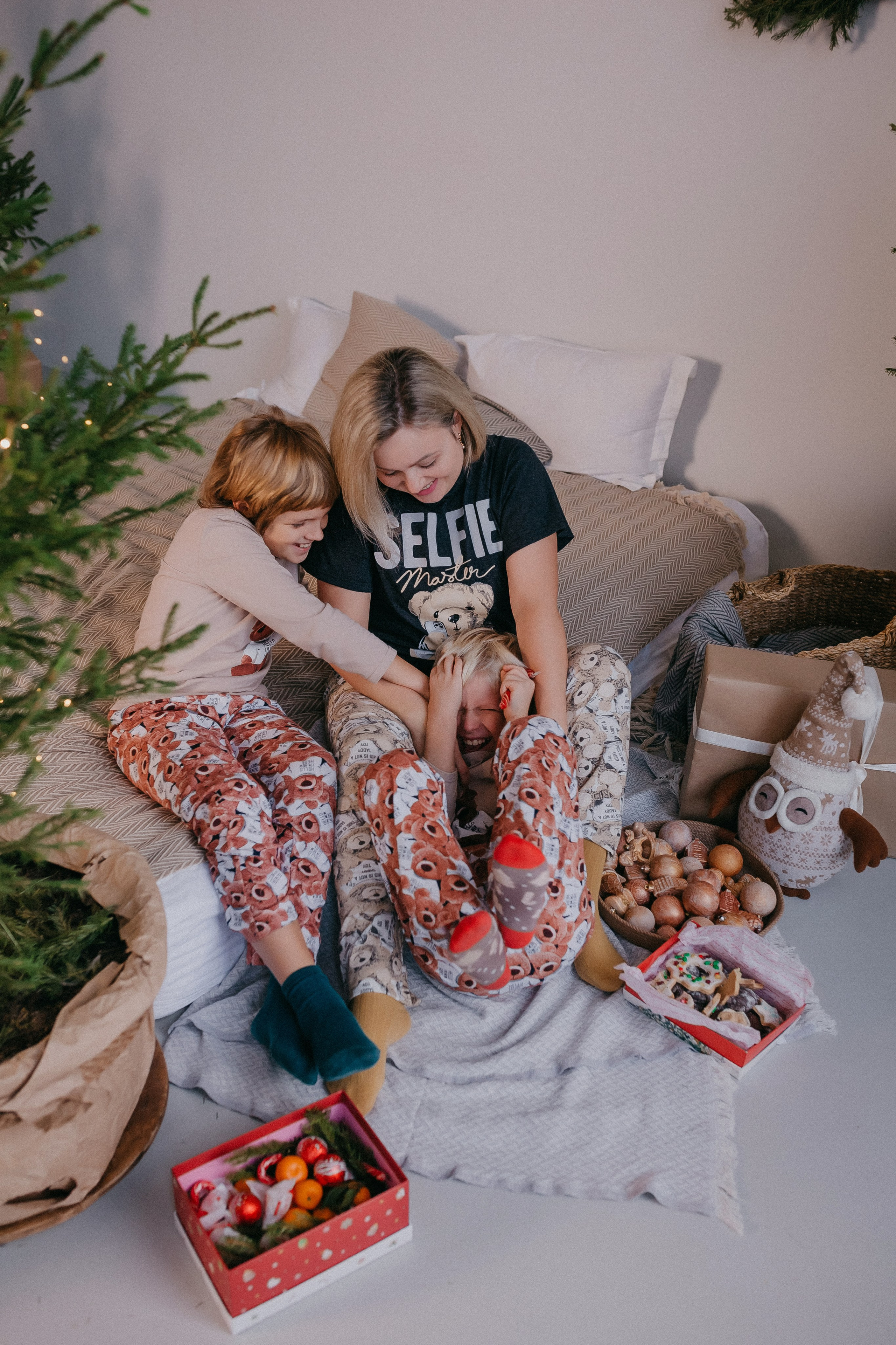 Женя и Лёша +4 Новогодняя. Семейный фотограф в Сургуте