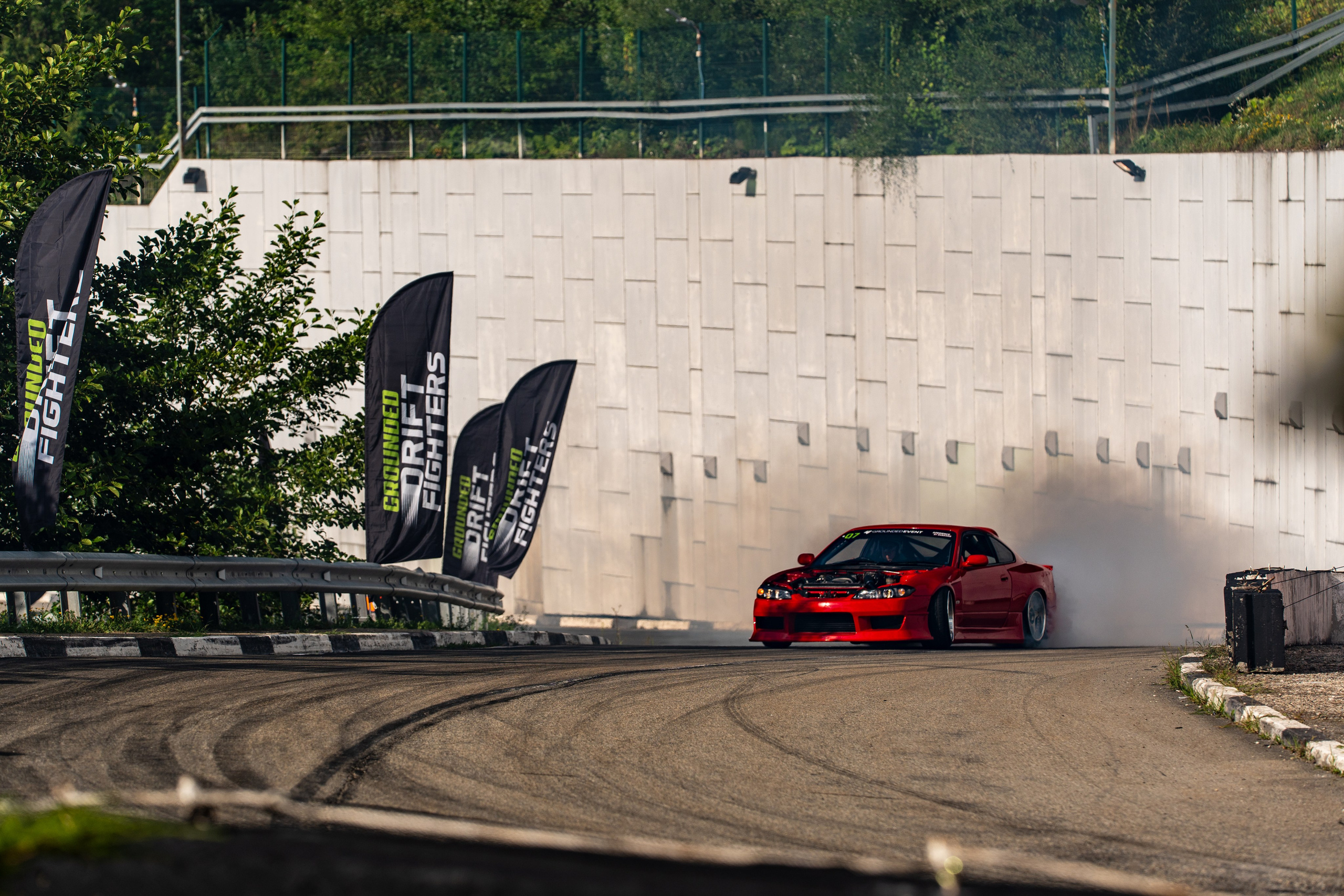 Автомобильные дрифт-гонки в рамках фестиваля Grounded 2024. Репортажный фотограф в Красной Поляне и Сочи Павлюченко Екатерина