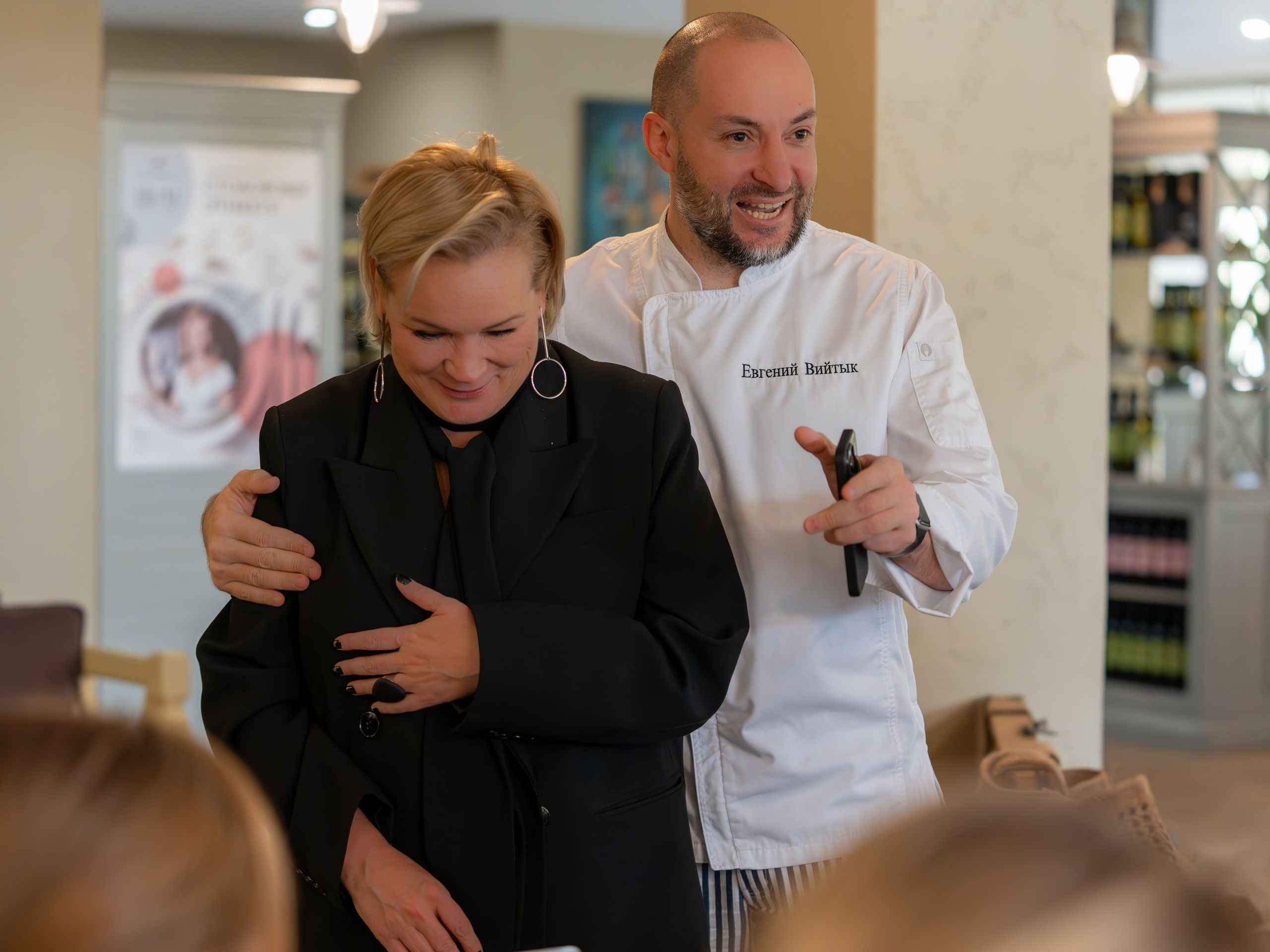 Литературная мастерская с Ольгой Шутовой в «Винотеррии». Репортажный фотограф в Красной Поляне и Сочи Павлюченко Екатерина