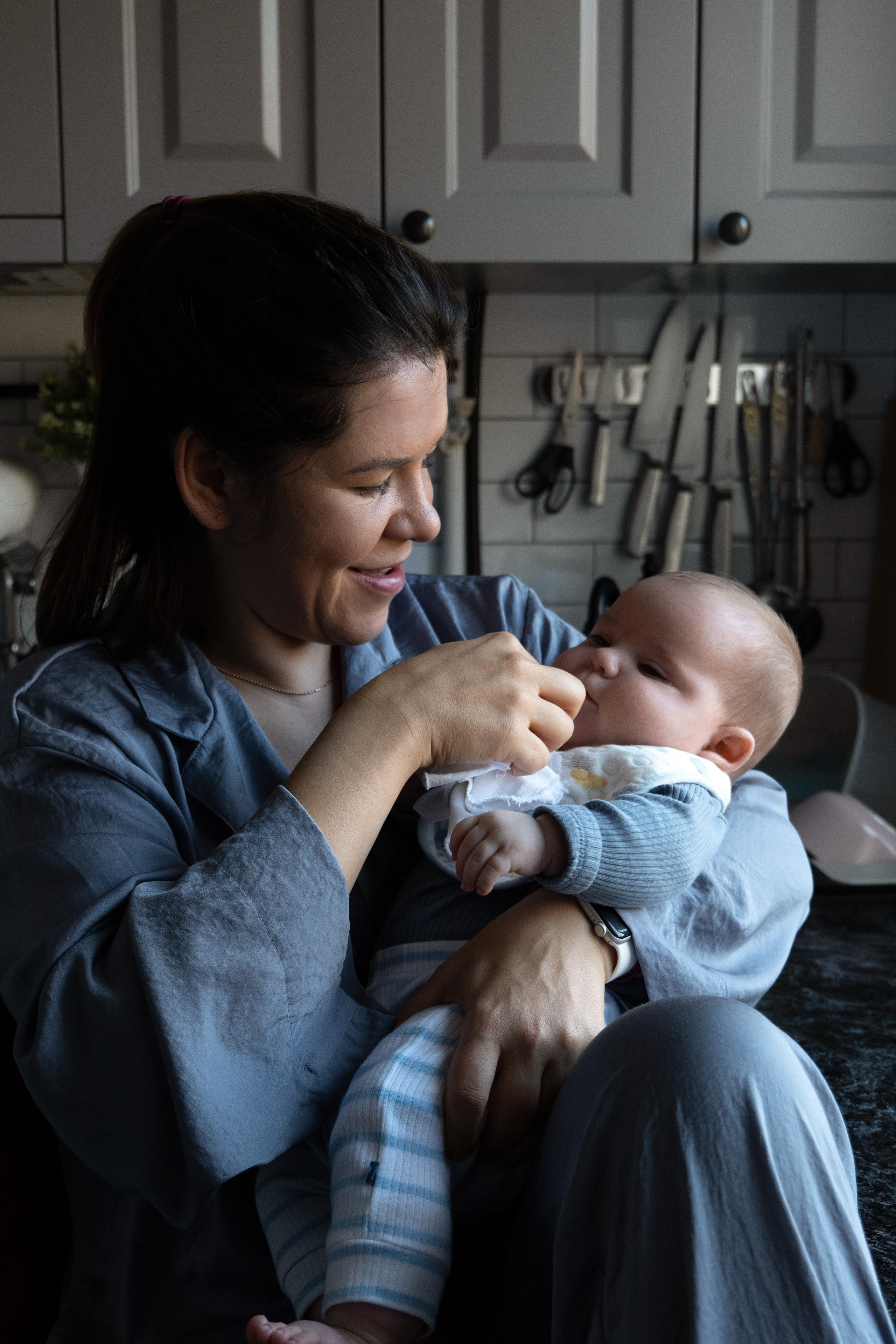 Материнские будни. Фотограф видеограф Ольга Василевская