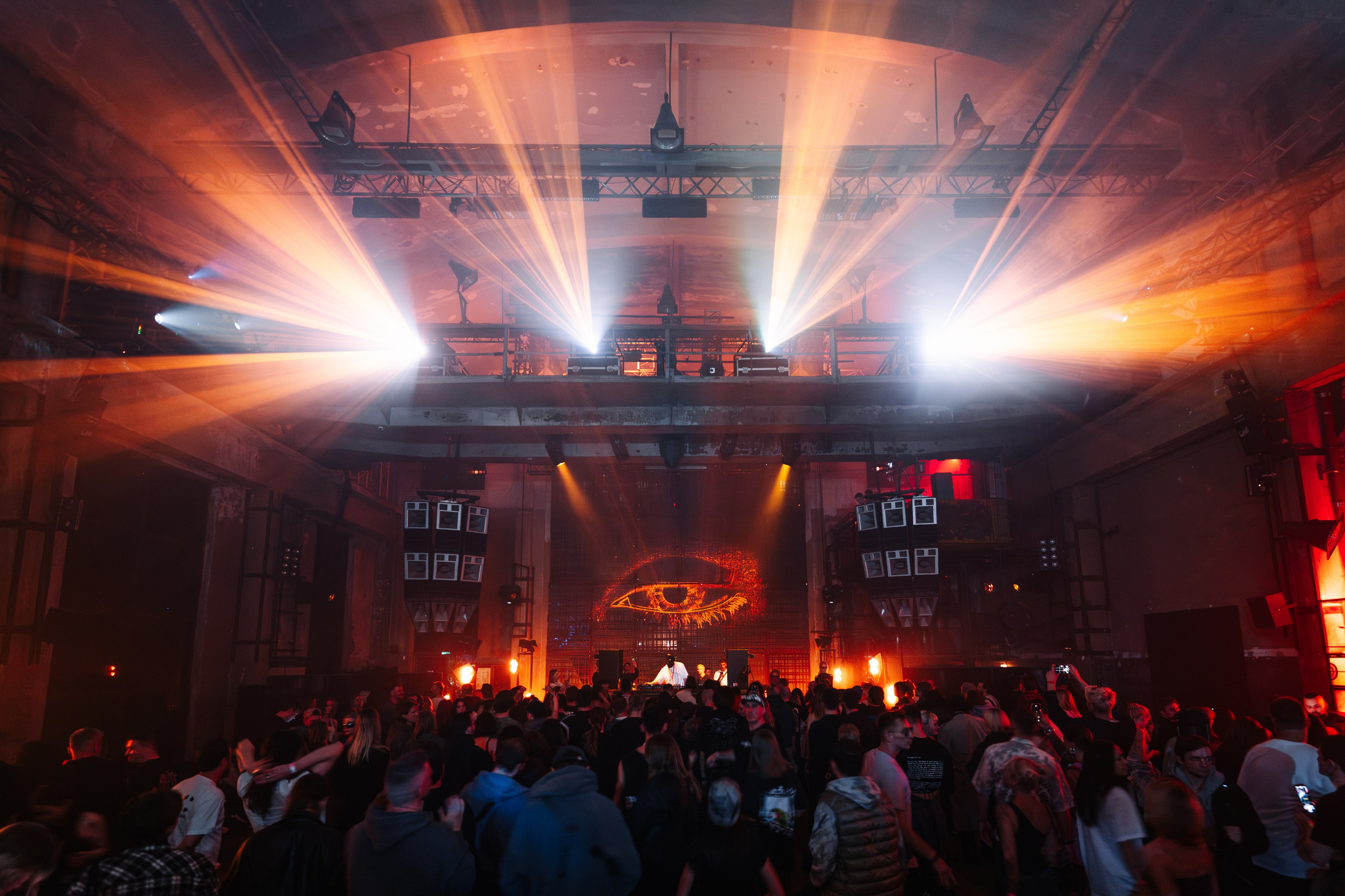 SICK YEARS, ARMA ╳ SILA SVETA. @tomrus: Рустам Шагиморданов — фотограф