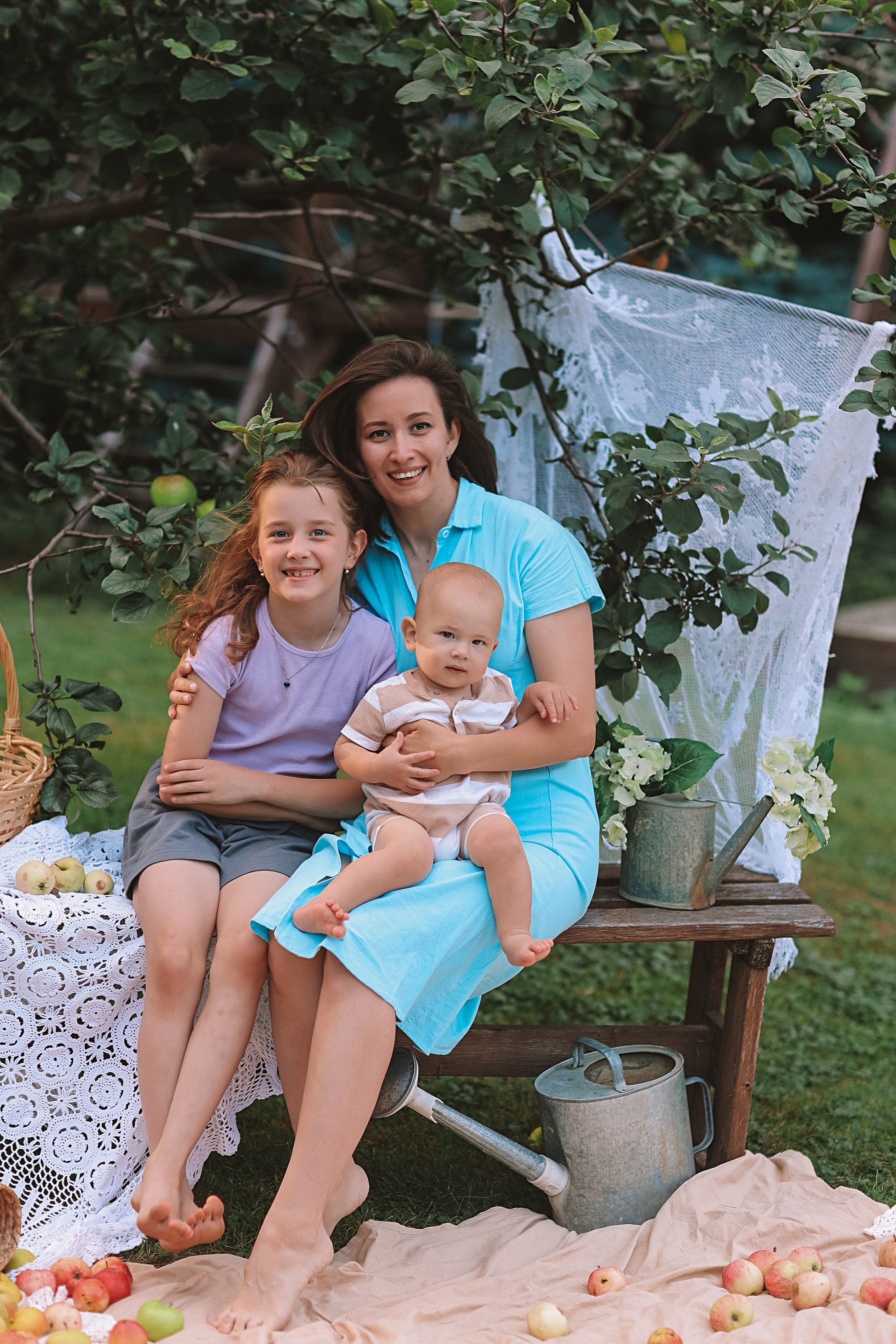 Яблоки. Семейный фотограф Тюмень, фотограф на роды Салмина Мария