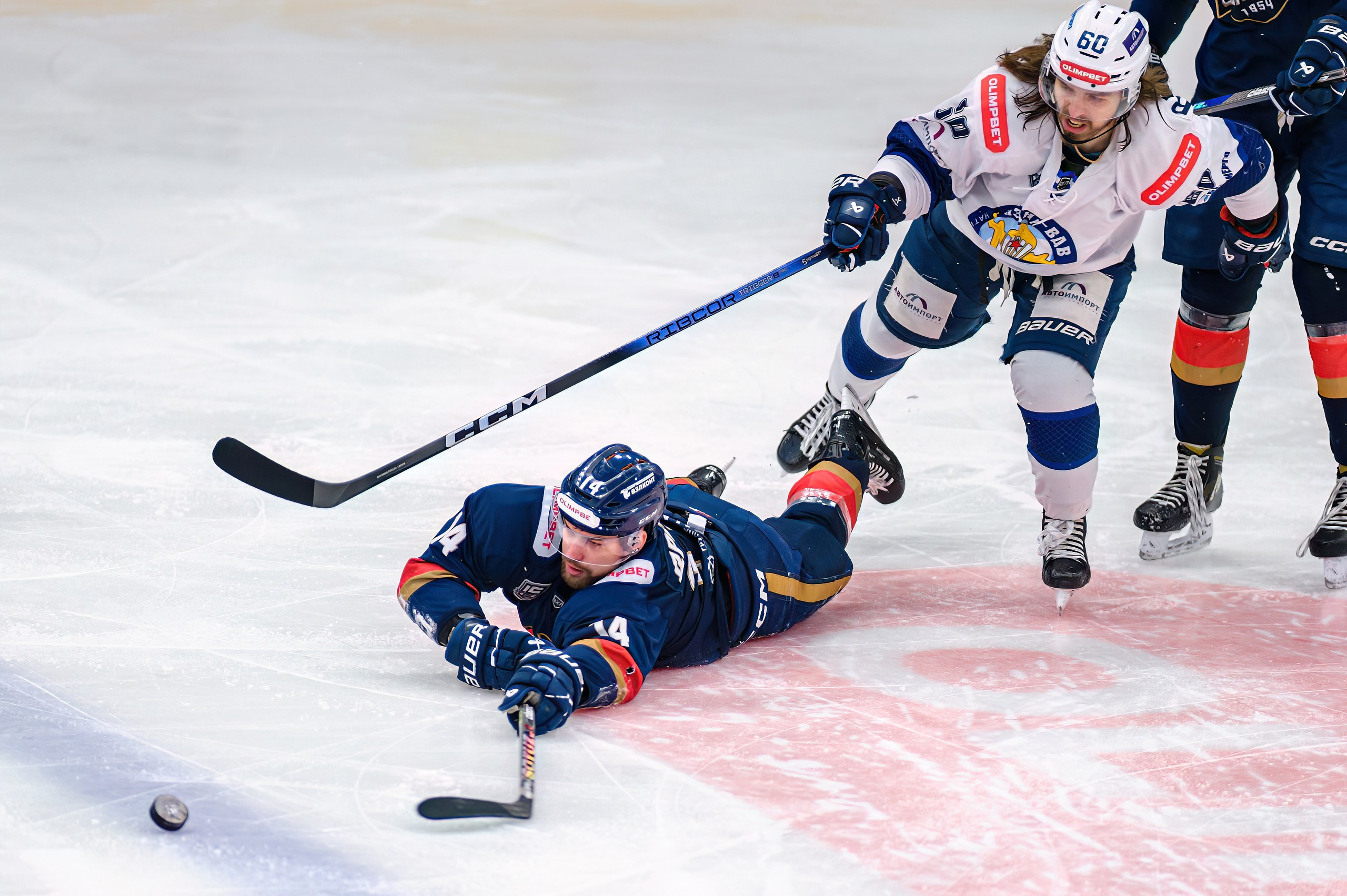Хоккей с шайбой. Спортивный фотограф Иван Молот (Киров)
