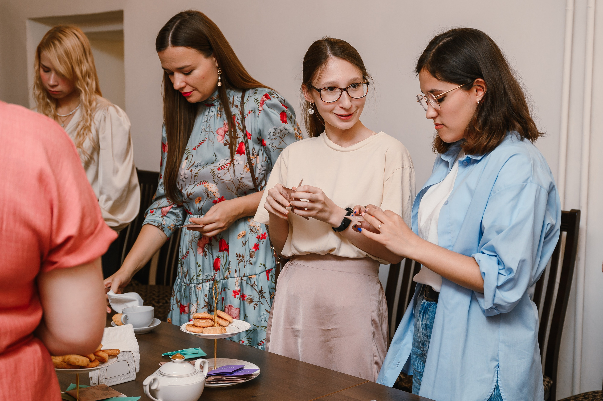 «Евгений Онегин»: лекция в особняке. Wedding and family photographer USA