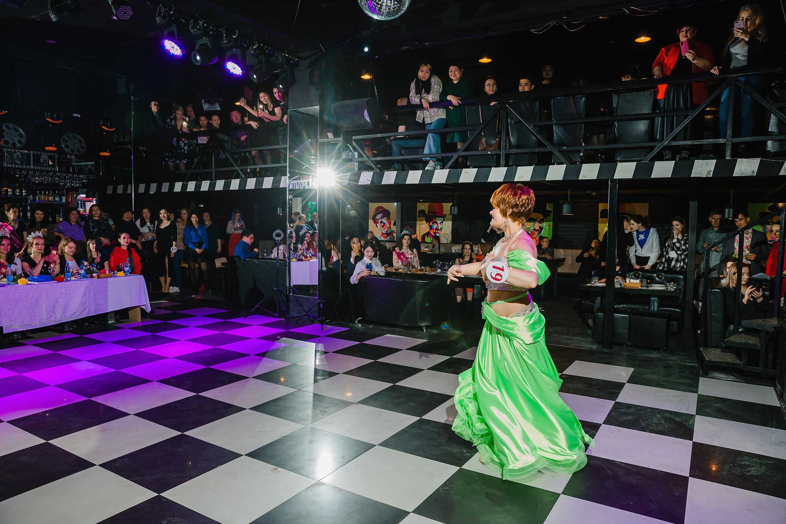 Шоу Талантов Миссис Бурятия. Фотограф и видеограф в Улан-Удэ: Аюна Габагуева и Артём Шаханов