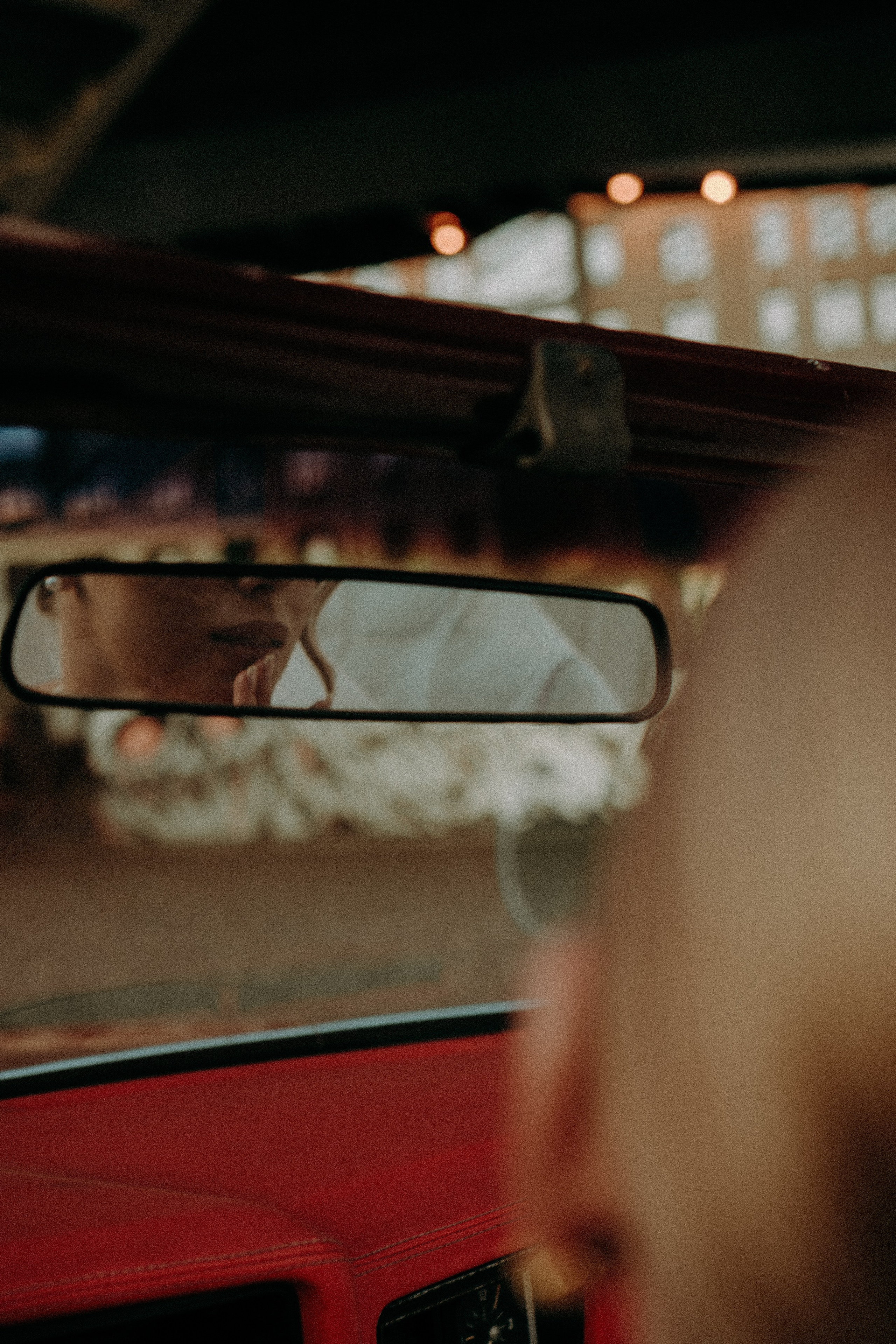 СВАДЕБНАЯ СЬЕМКА ВОЗЛЕ МСОТА БЕТАНКУРА НА КАБРИОЛЕТЕ. Профессиональный фотограф, Санкт-Петербург — Виктория Богомолова