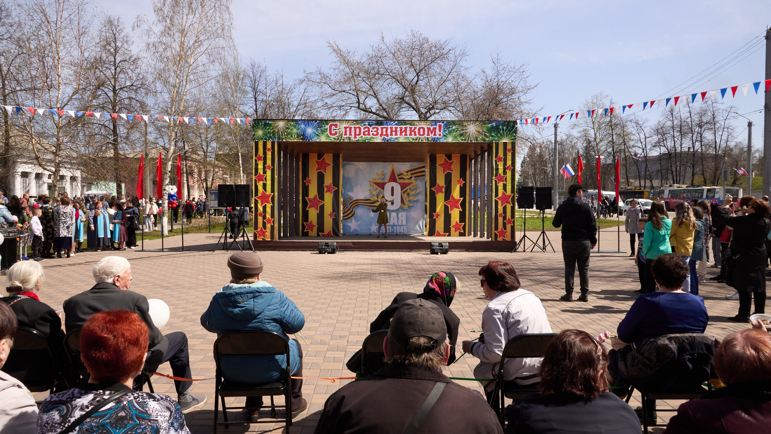 Празднование Дня победы 2024 в г. Ленинск-Кузнецкий. [fXph] Фотограф Масликов Илья. Съёмка мероприятий в Ленинске-Кузнецком
