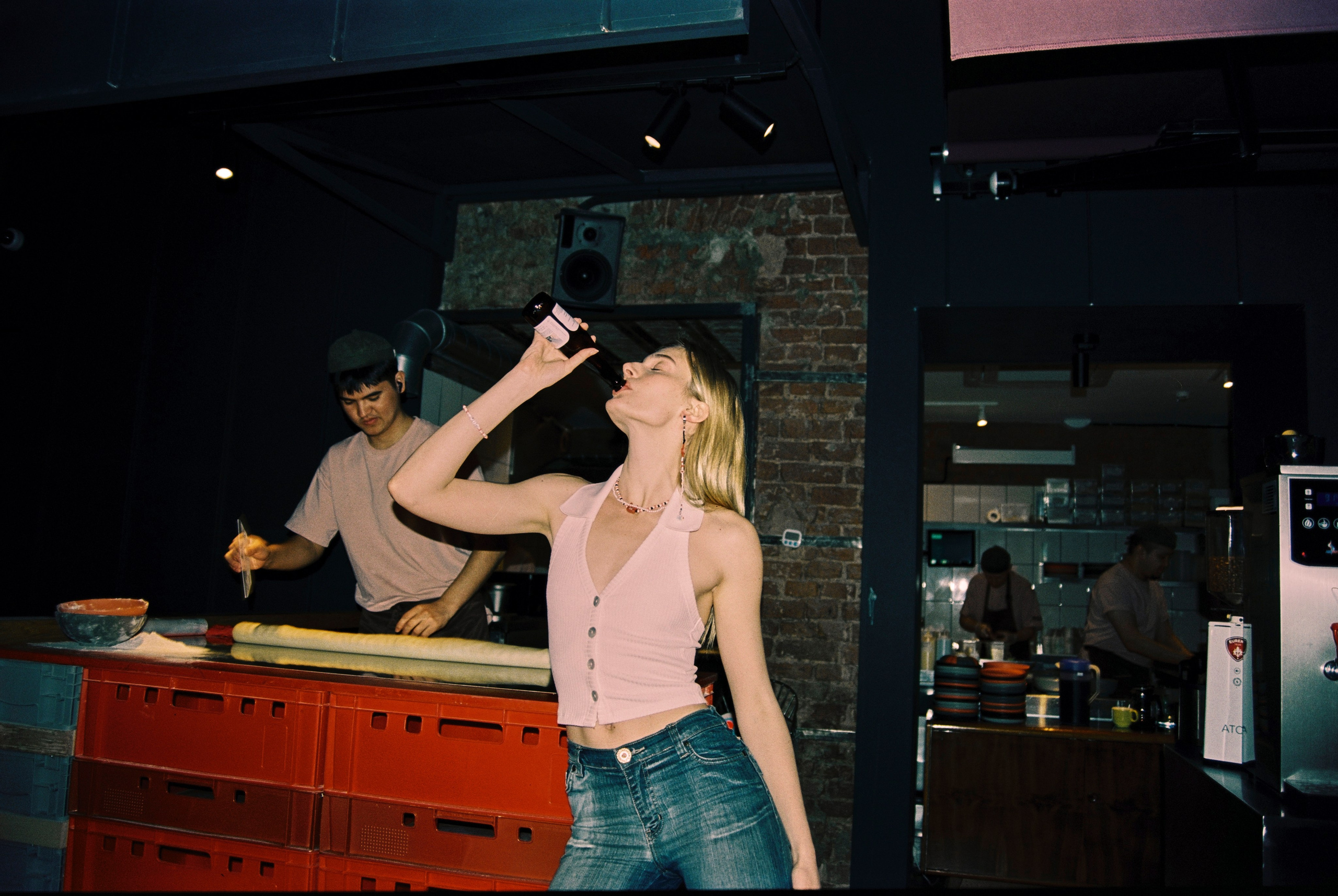 Ossu eatery barroom. Kosky ilya