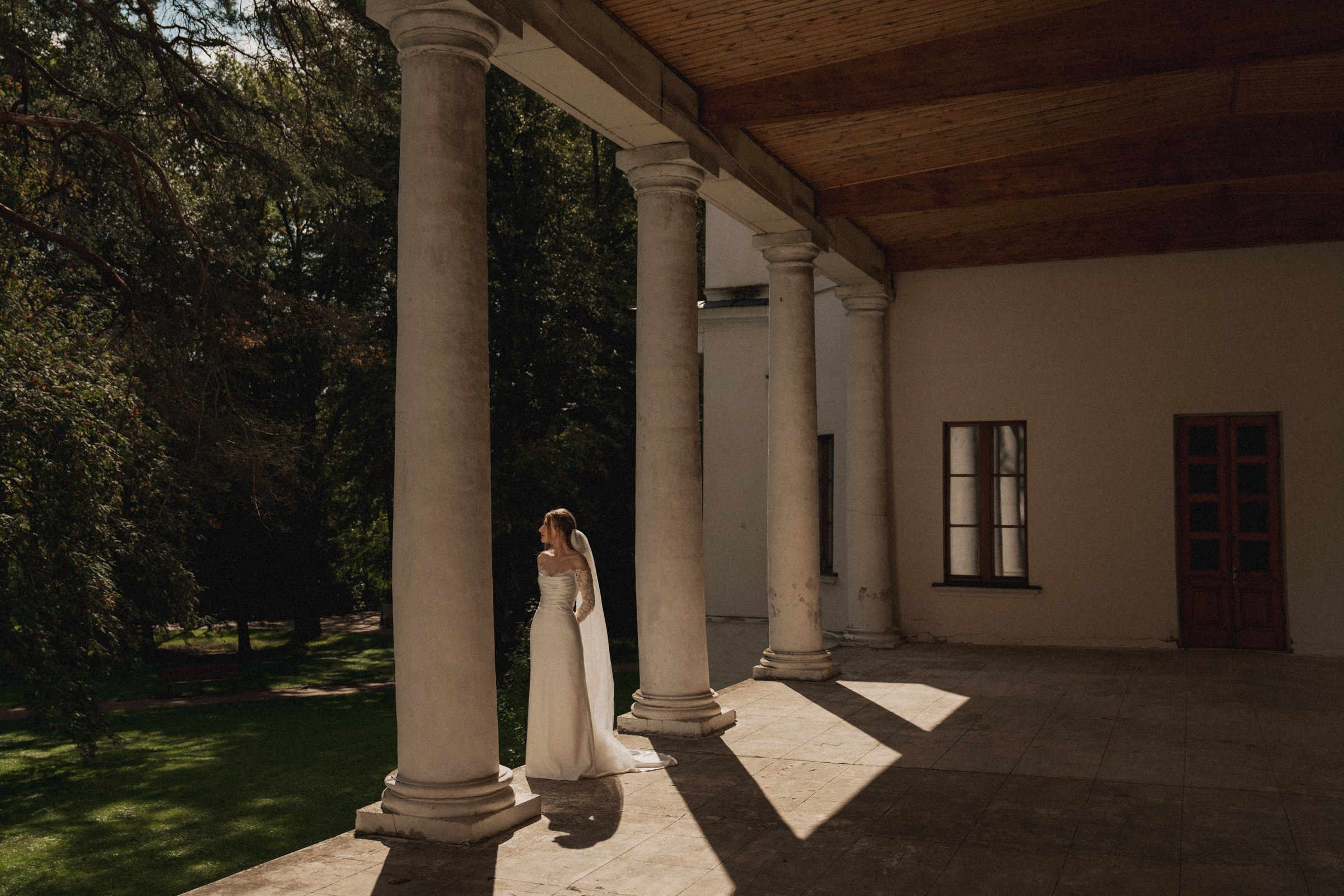 К ♡ Е — Под кроной вечности (Усадьба Остафьево). Свадебный и портретный фотограф в Москве, Светлана Янковая