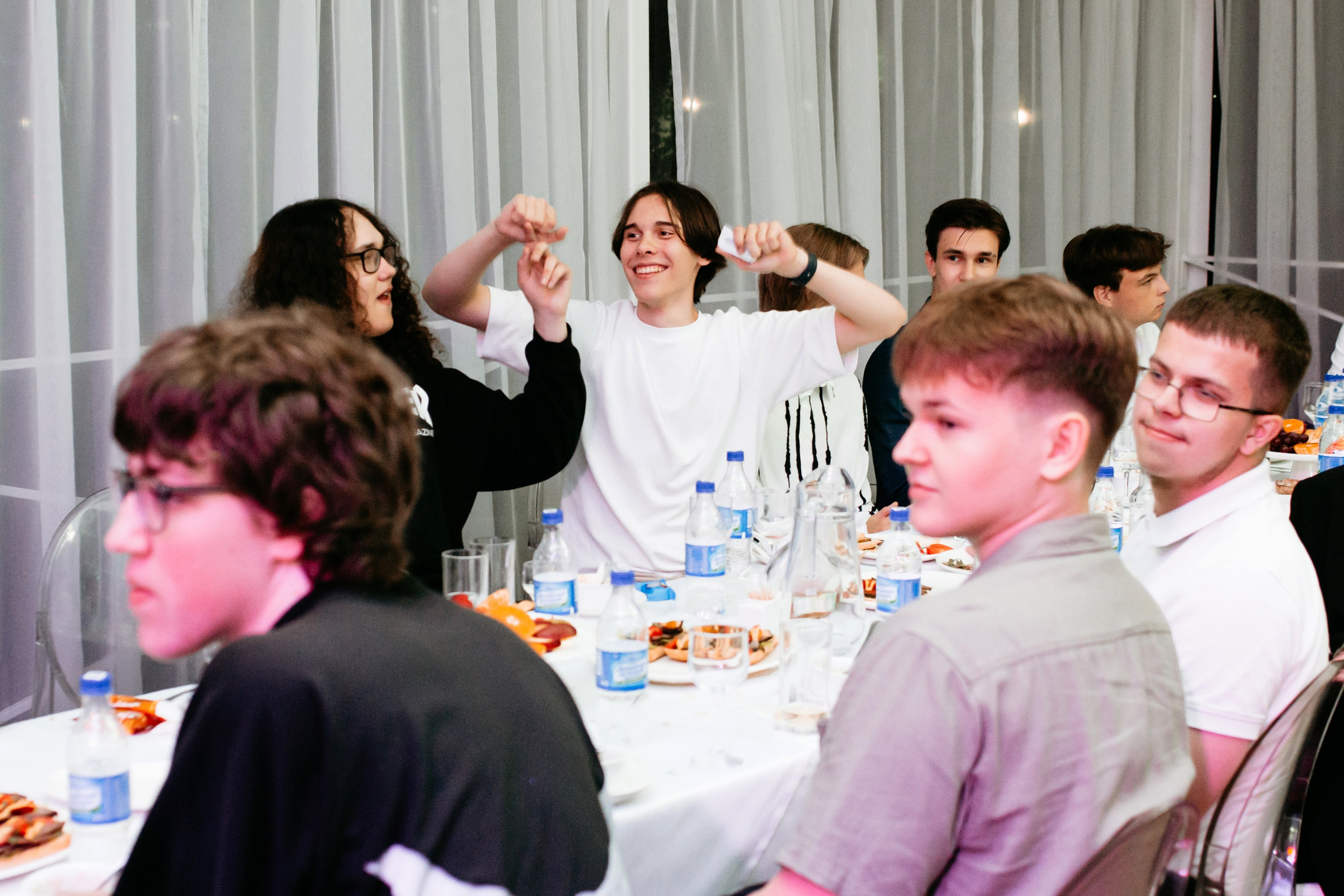 Выпускной 2025 (41 школа) 11 класс. Фотограф в Челябинске Ополихина Анна