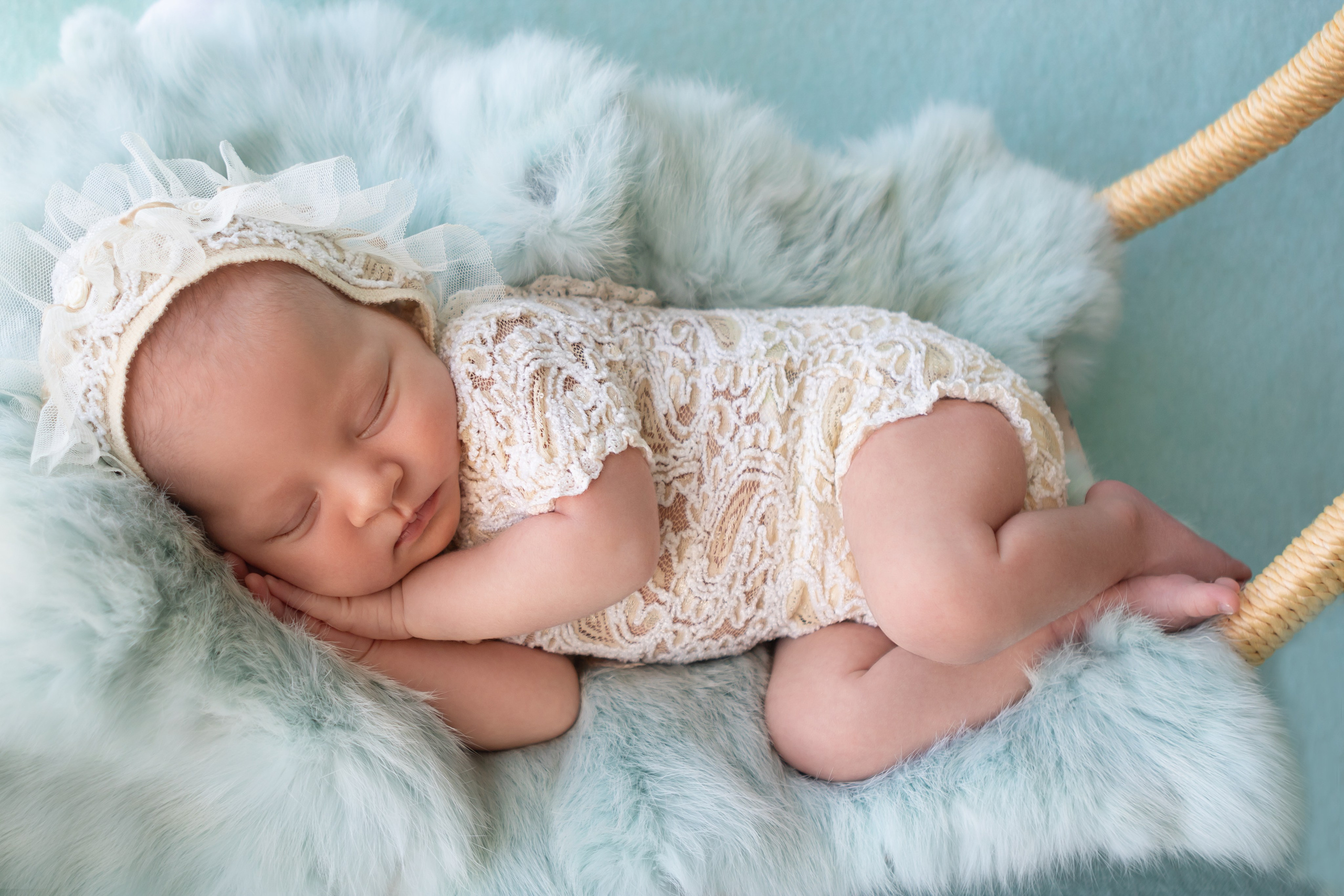 PH @newbornprince_and_princess. Retoucher Aleksmokh