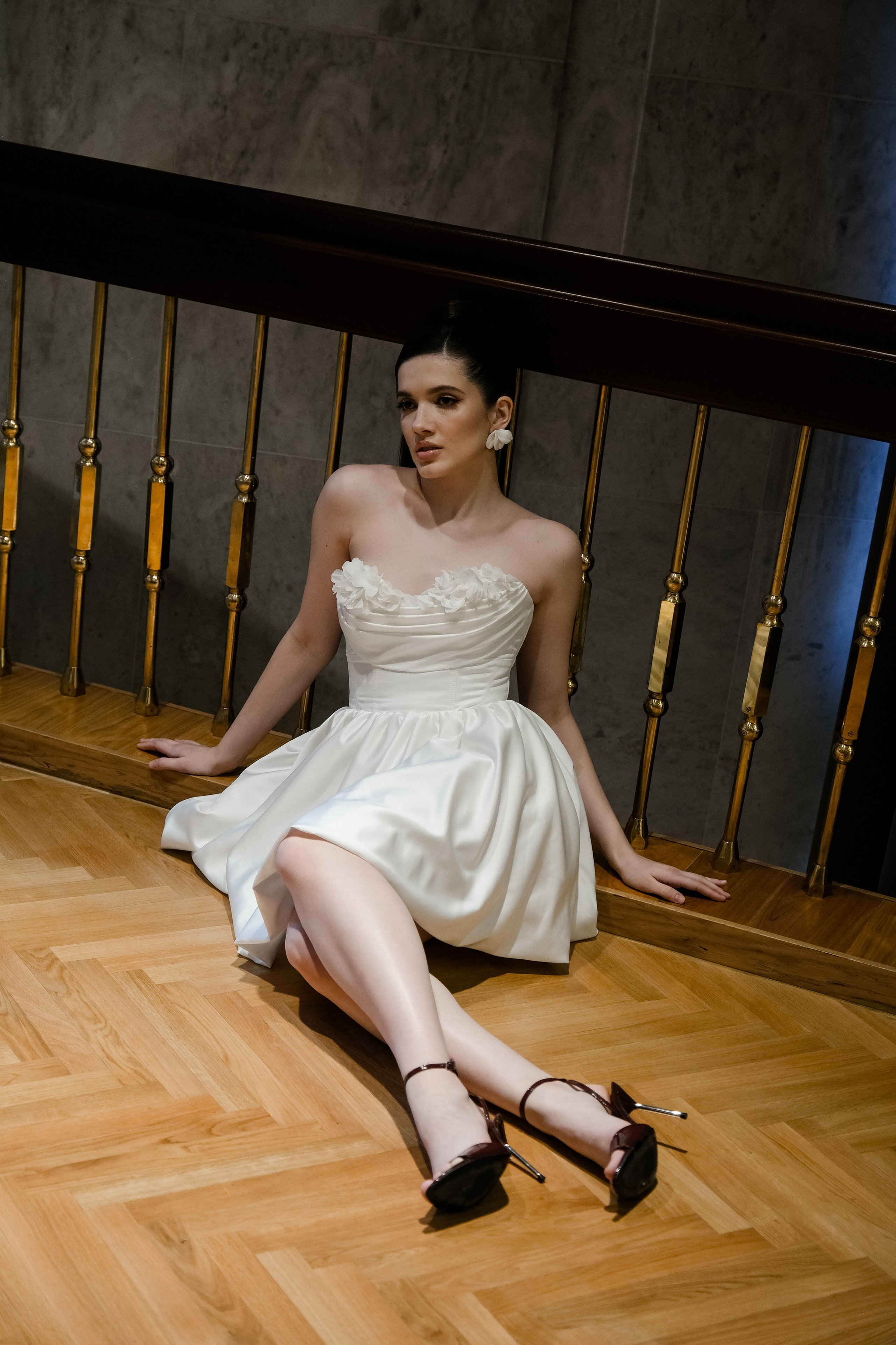 Свадебная фотосессия в театре драмы имени Наума Орлова. Свадебный фотограф в Челябинске Сырчикова Наталья