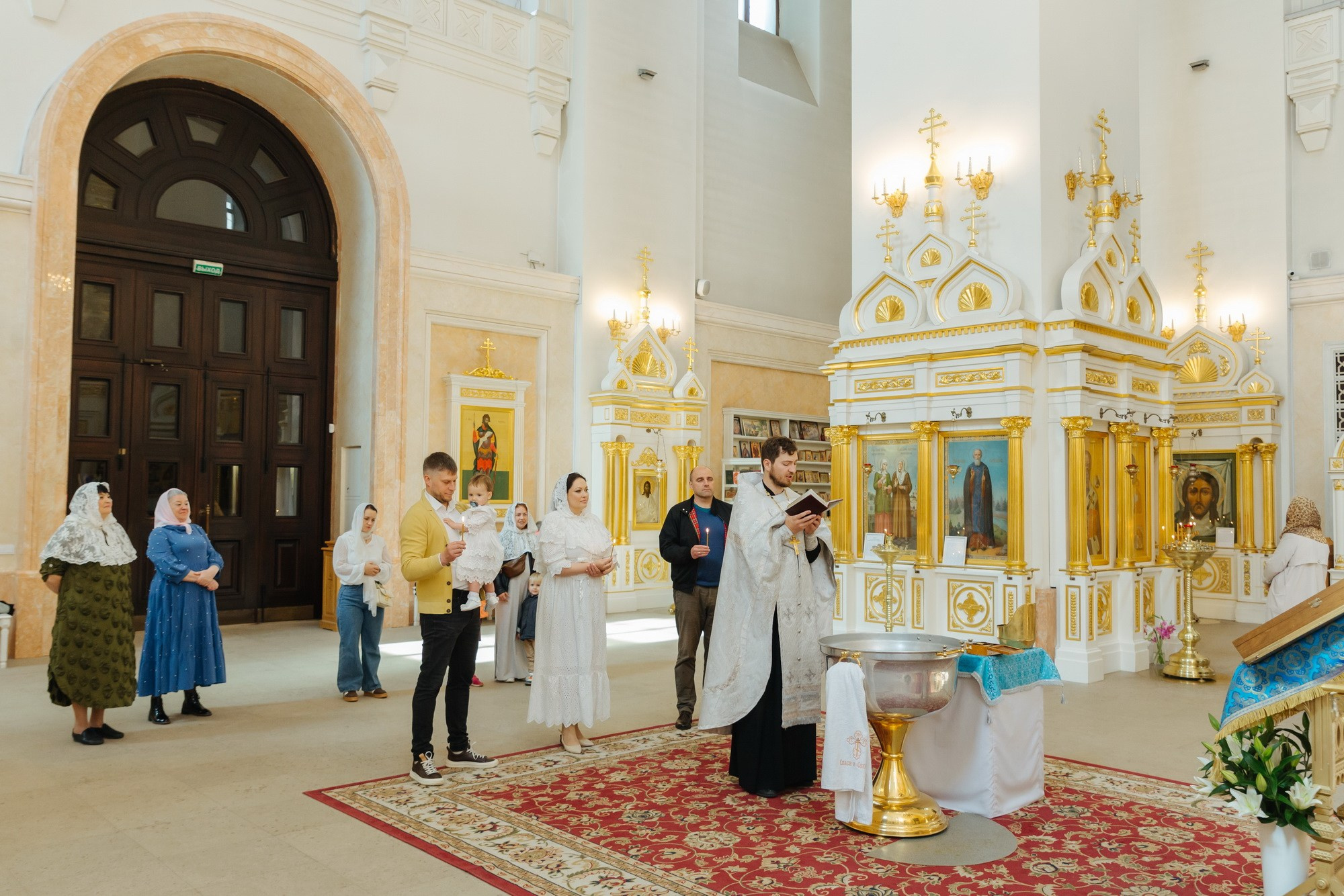 Крещение Екатерининский собор Пушкин. Фотограф крещение венчание в Петербурге! Помогает подобрать храм и посоветовал душевного батюшку в СПб