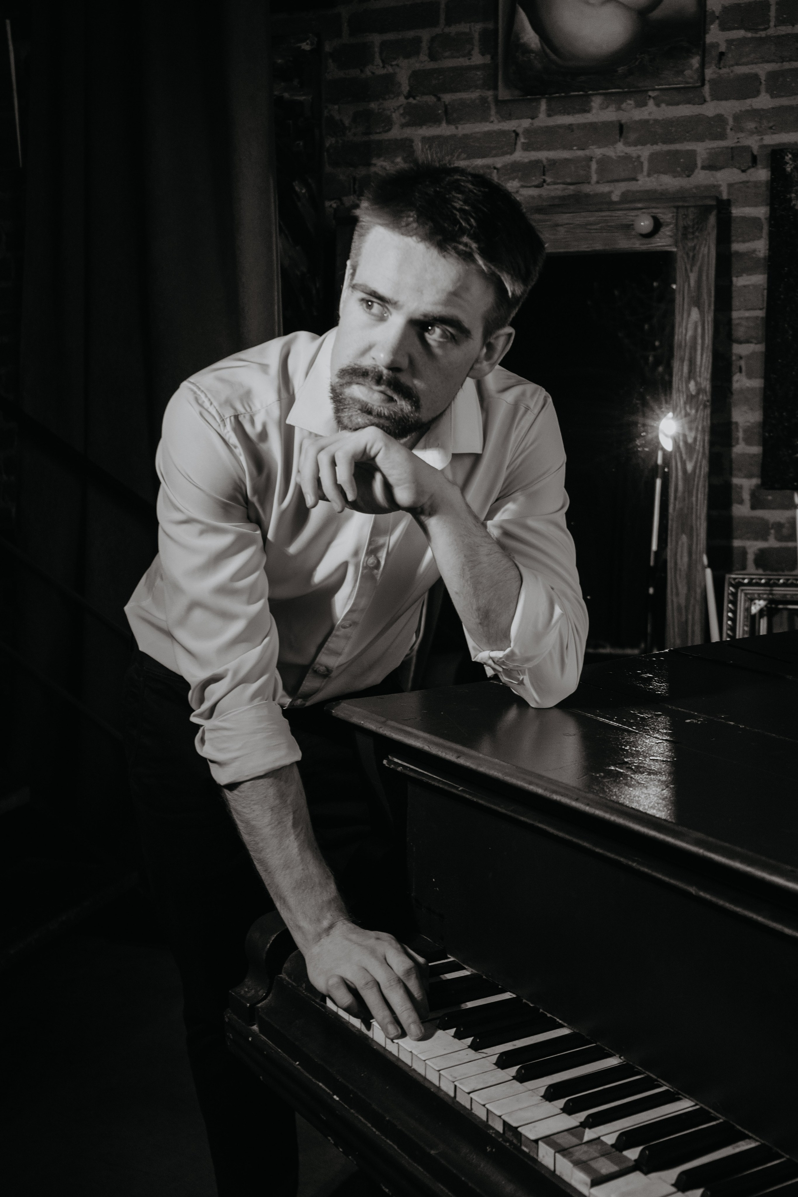 Сергей и рояль. Фотограф Елена Балакина (Челябинск)