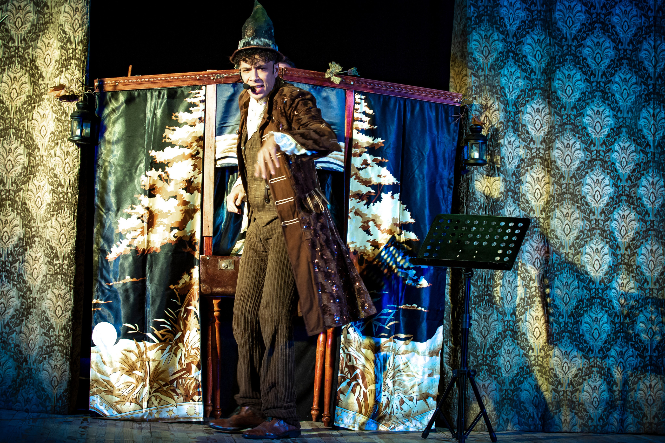 Маленькая ведьма спектакль театра Саквояж. Фотограф в Сочи Юрий Шептаев