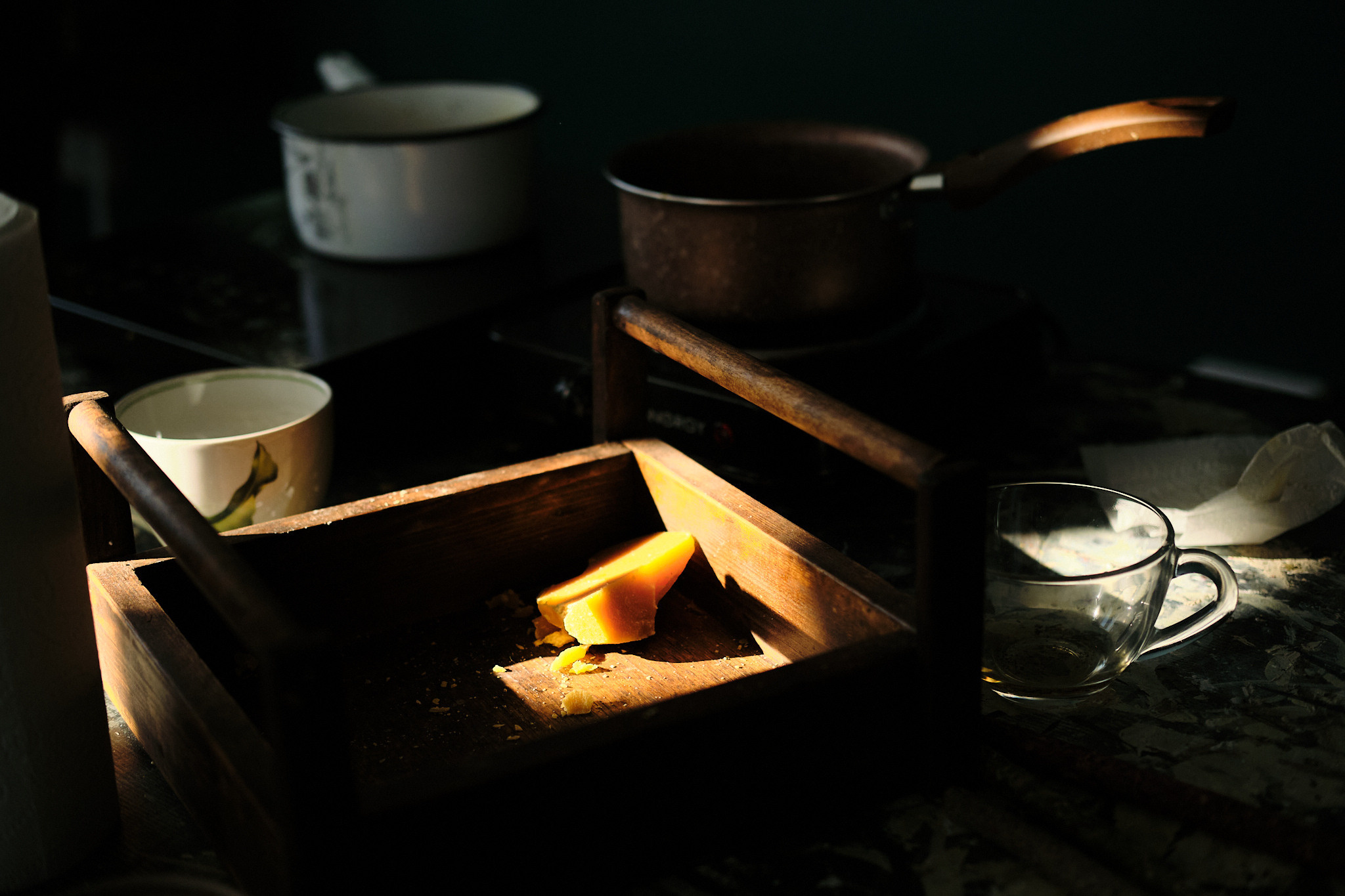 Репортажная фотосъемка мастер-классов по изготовлению восковых свечей. Фотоотчет с мероприятия в Кирове.