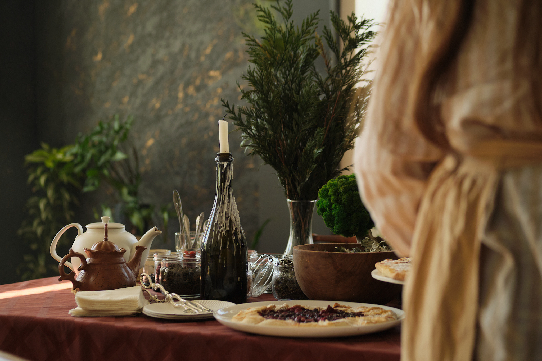 Репортажная фотосъемка мастер-классов по изготовлению восковых свечей. Фотоотчет с мероприятия в Кирове.