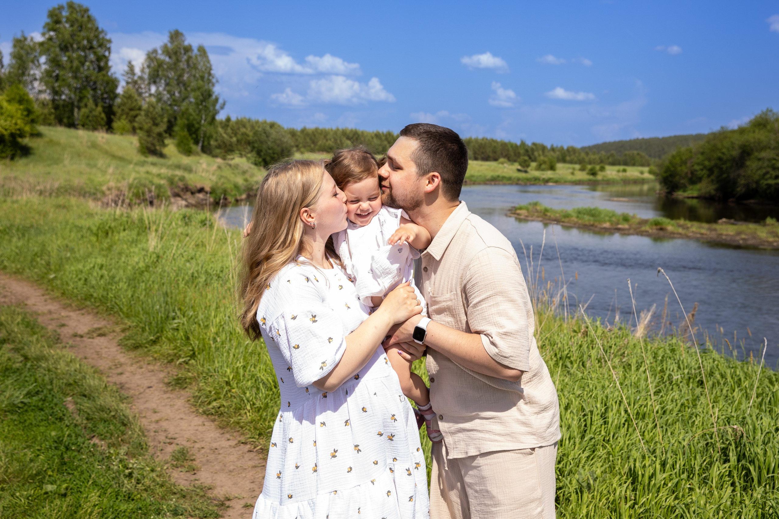 Семейные фотосъёмки. Свадебный, семейный видеограф и фотограф в Екатеринбурге Николай Рыков