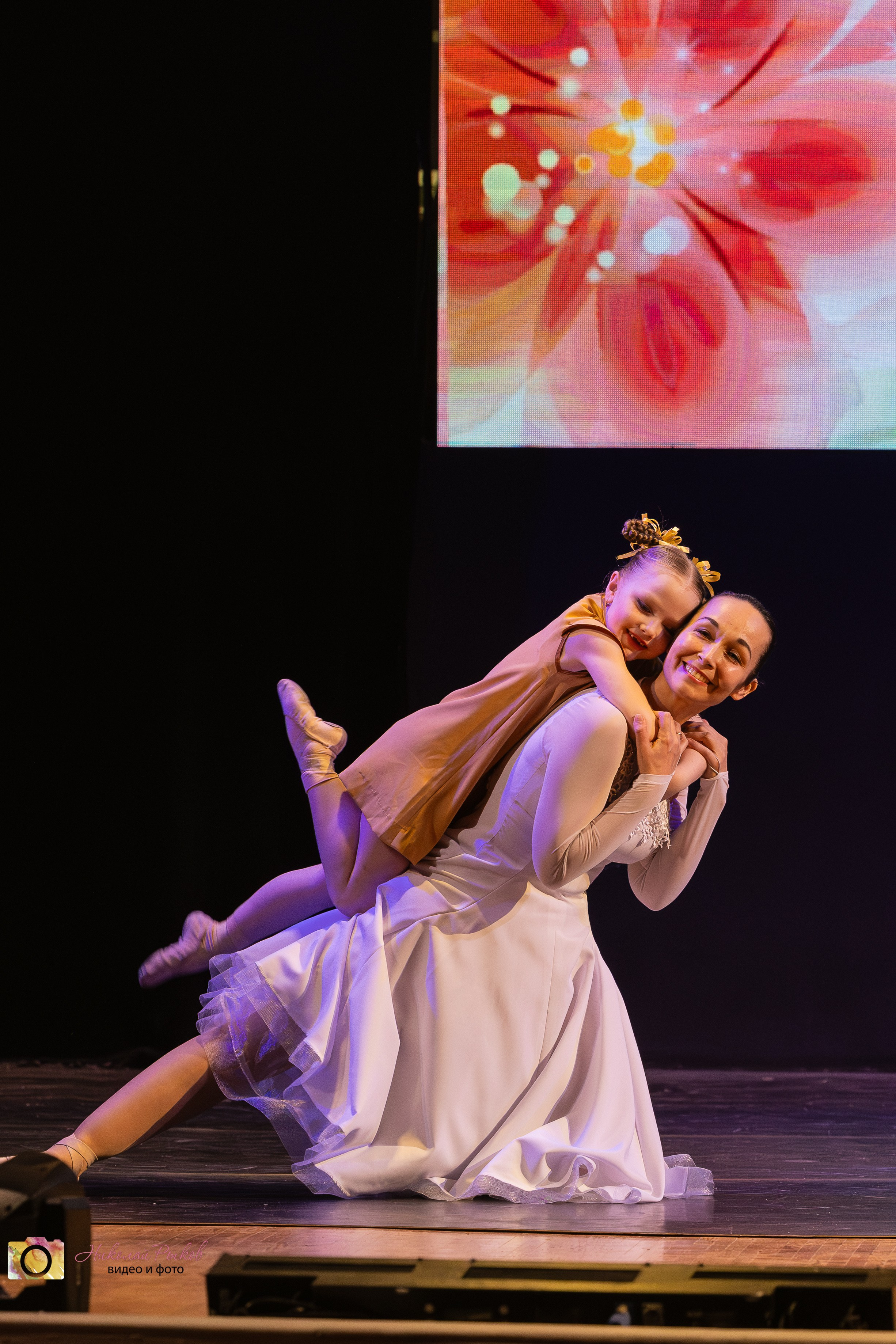 Видео и фото детских фестивалей. Свадебный, семейный видеограф и фотограф в Екатеринбурге Николай Рыков