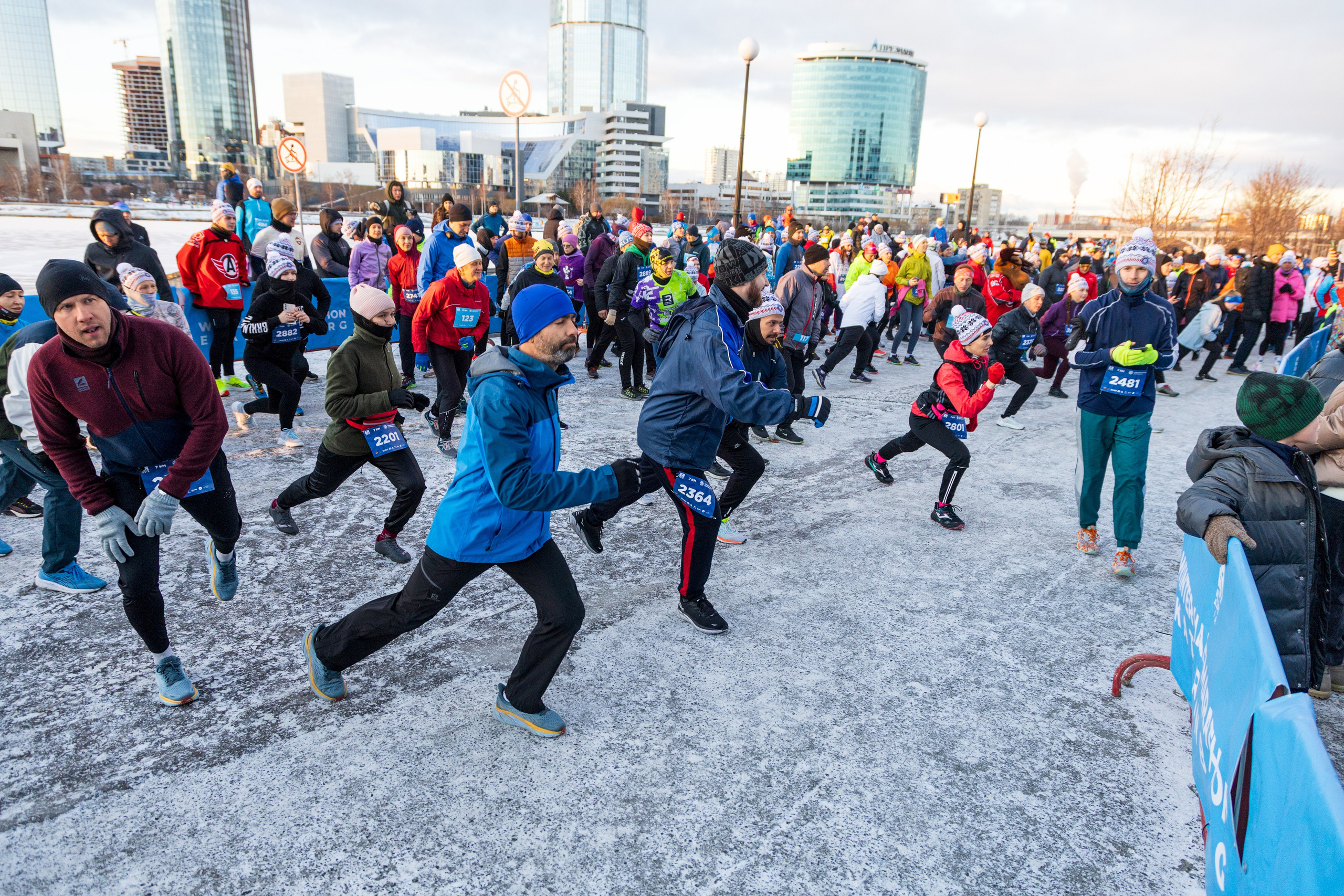 Европа-Азия | Зимний полумарафон. Репортажный фотограф Екатеринбург | Яркий, качественный репортаж | Концерты, клубы, репортаж, праздники, корпоративы