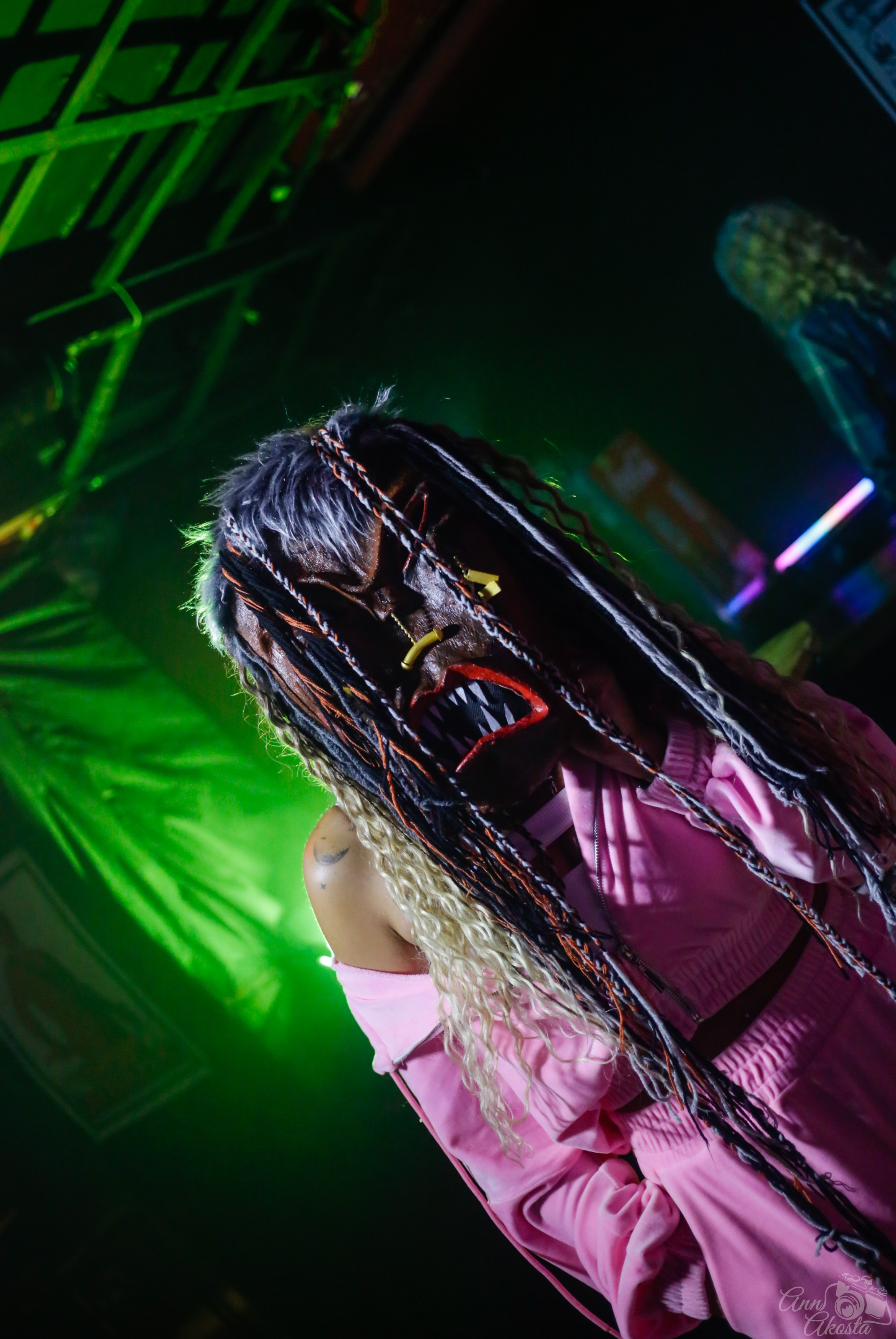 Фильм «Третья смена». Анна Акоста: фотограф в Санкт-Петербурге и Таганроге