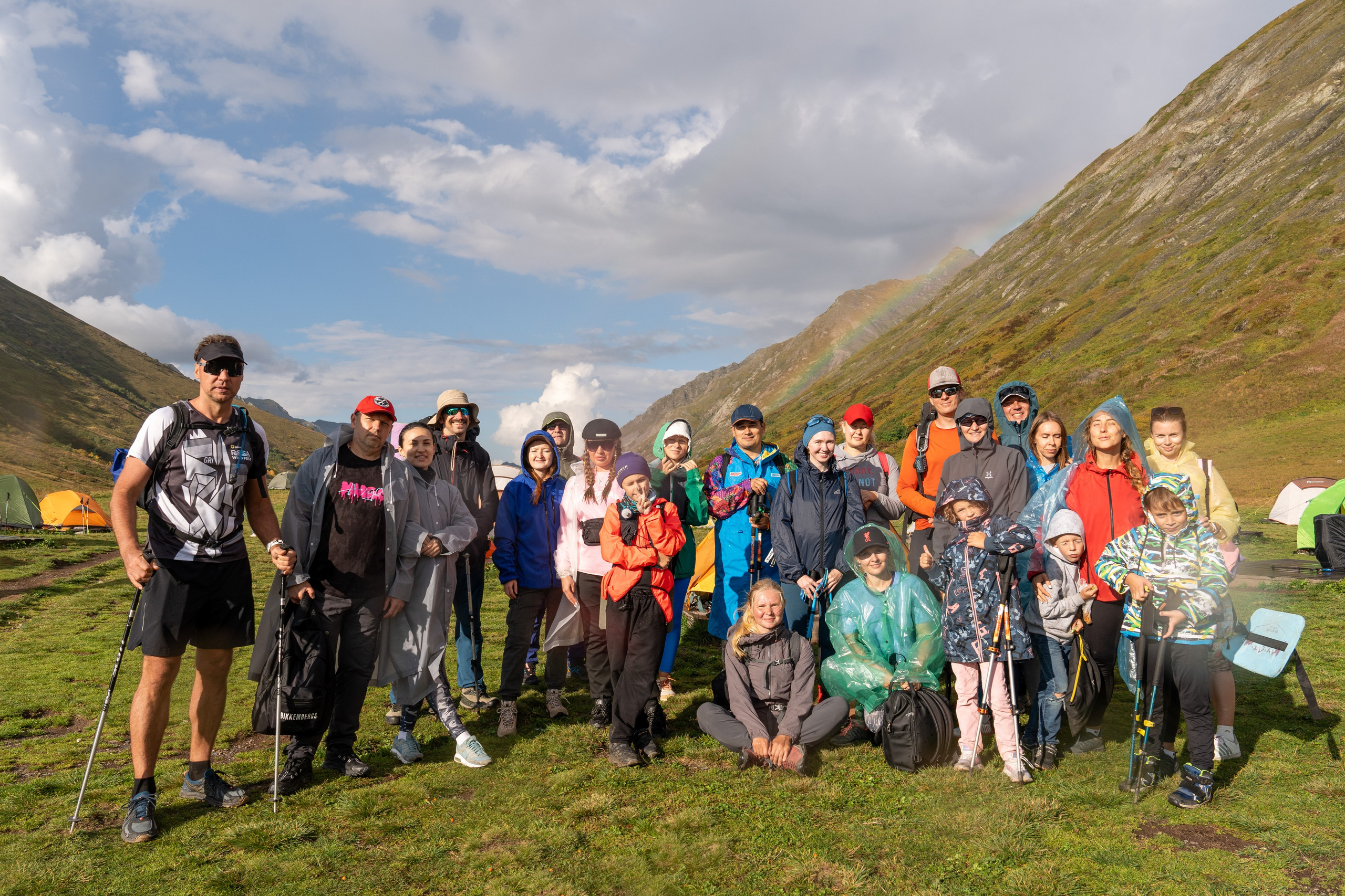 Поход для профсоюза курорта «Газпром Поляна» на Бзерпинский карниз. Репортажный фотограф в Красной Поляне и Сочи Павлюченко Екатерина