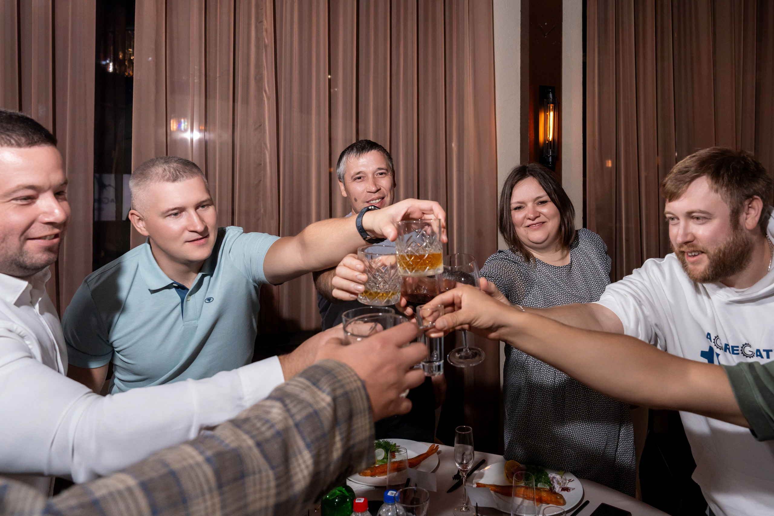 Гала-ужин для компании «Agregatka». Репортажный фотограф в Красной Поляне и Сочи Павлюченко Екатерина