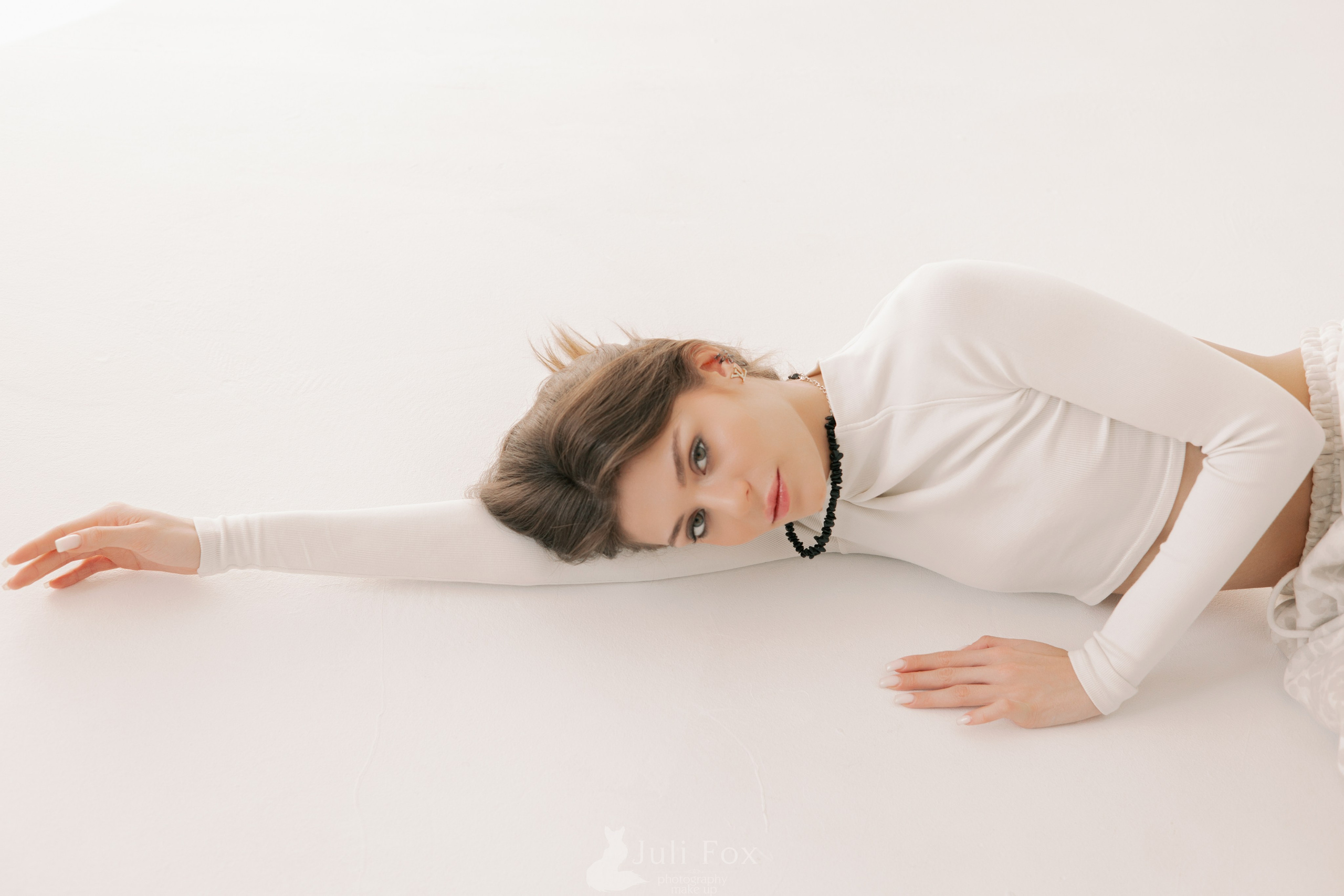 женский портретвладивосток, портретная фотосессия владивосток, фотограф владивосток, женская фотосессия владивосток, владивисток фото, фотосессия для девушек владивосток, владивосток портрет, фотограф юлиана джули фокс, фотосессия приморский край, портрет приморский край