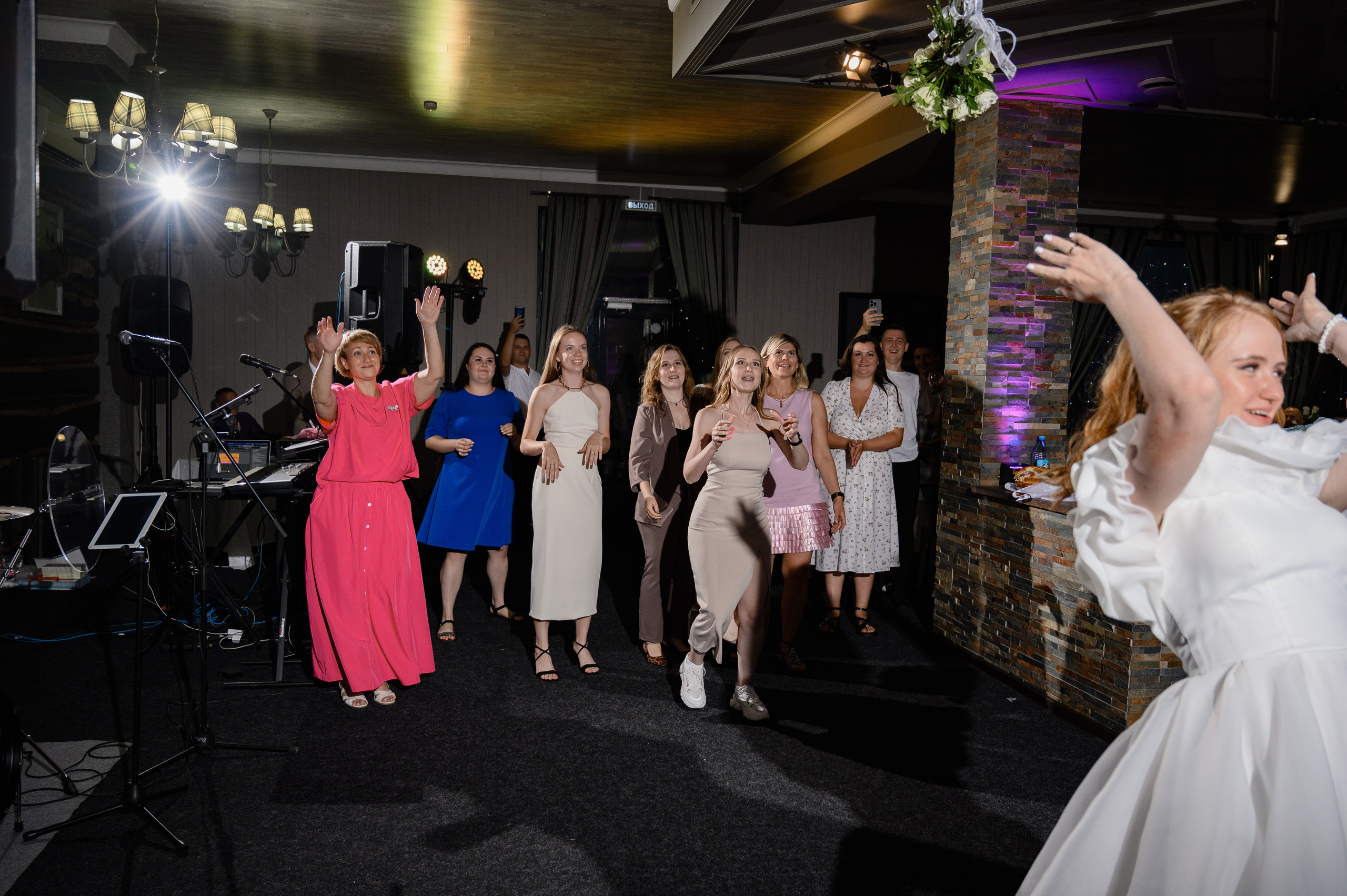 Данил и Елизавета. Свадебный и Семейный фотограф в Абакане, Красноярске