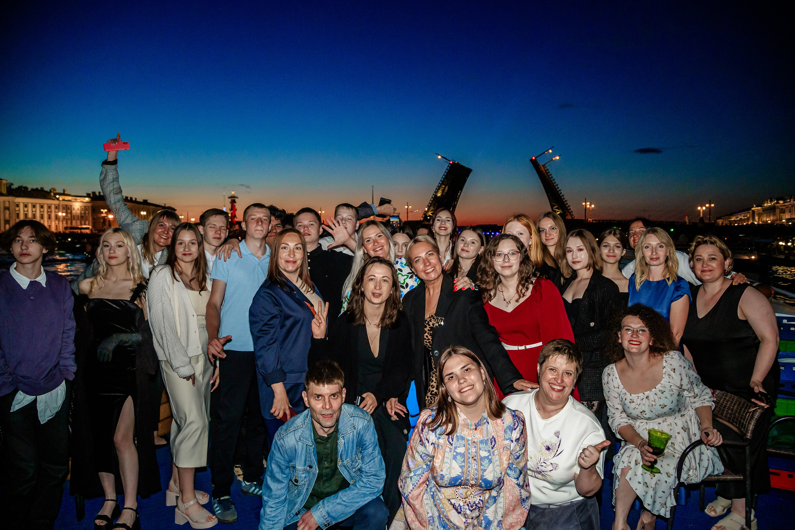 Выпускной на теплоходе. Фотограф в Санкт-Петербурге Чумаков Семен