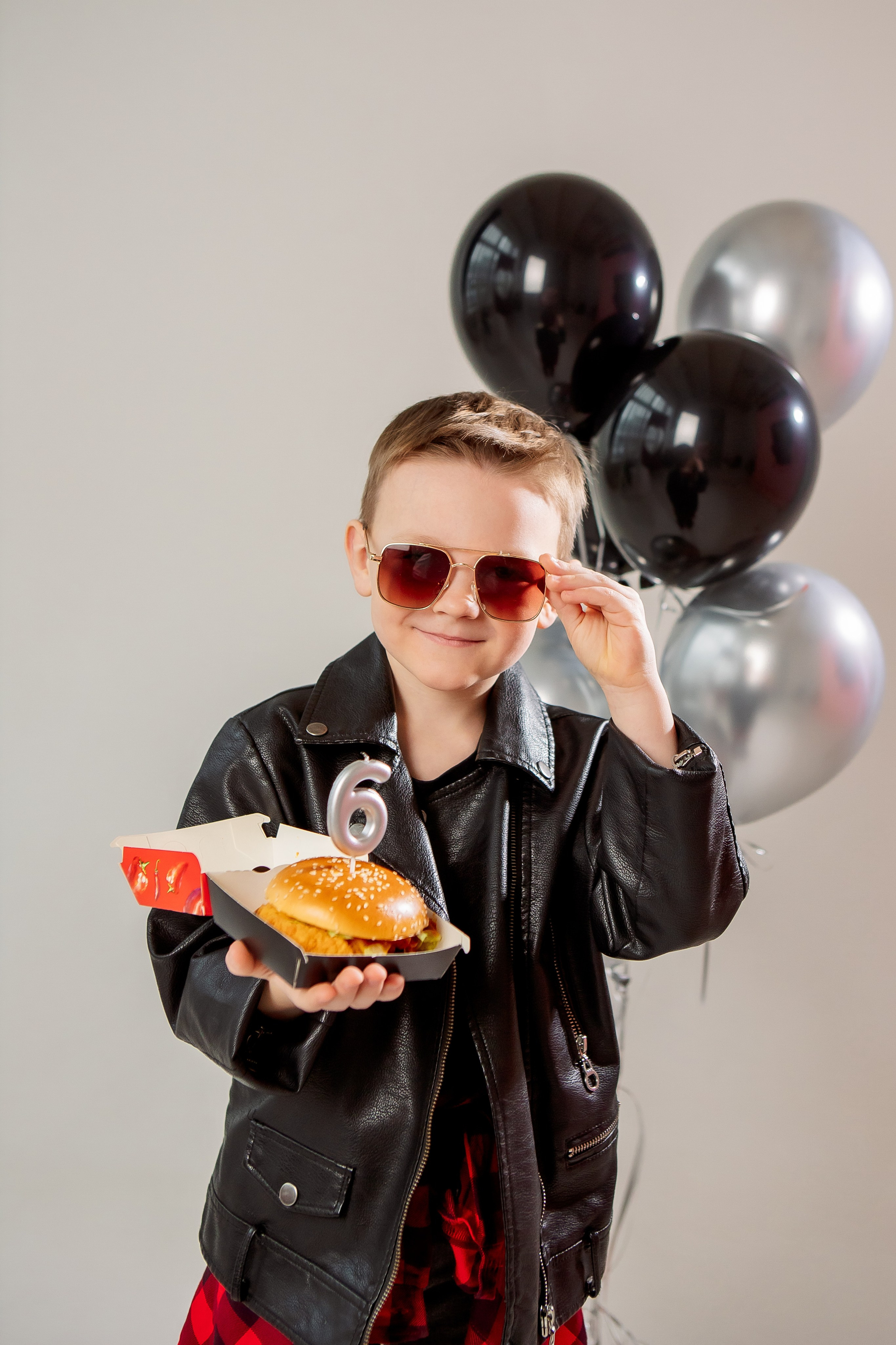 Мама и сын. Семейный детский фотограф. Фотосессия в Минске