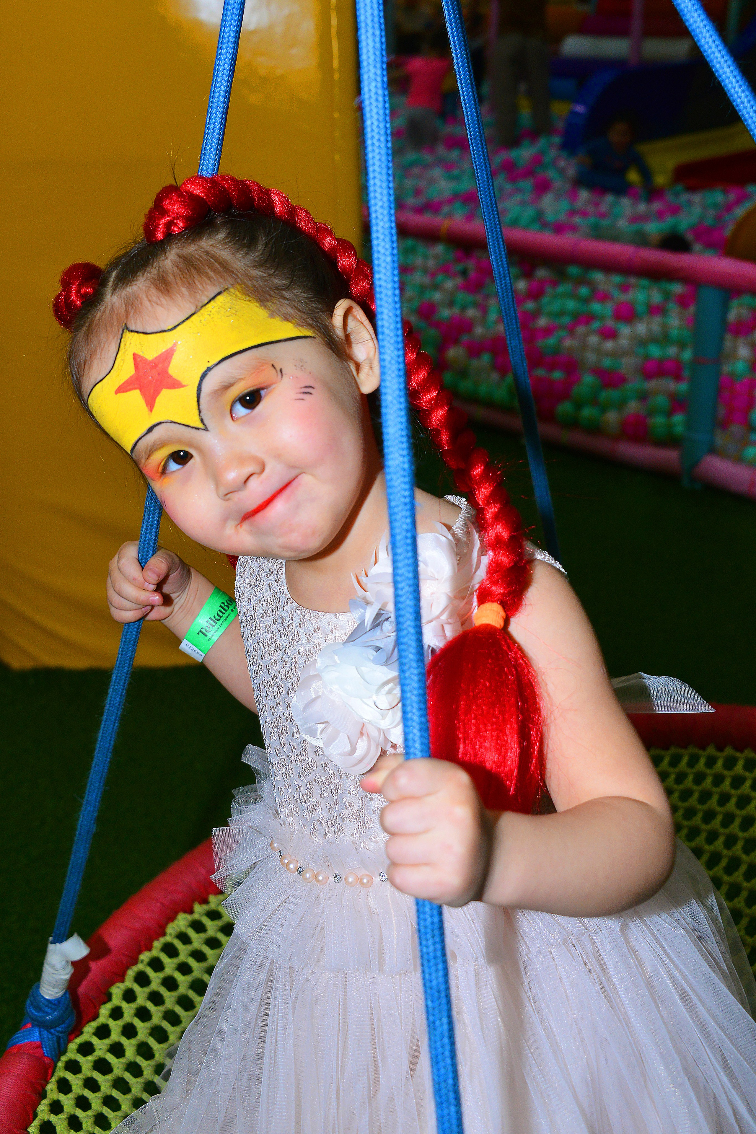 Дети-6 (Айлин-8 лет). Фотосъёмка. Фотограф Сергей Авдеев-семейный и детский фотограф в Алматы