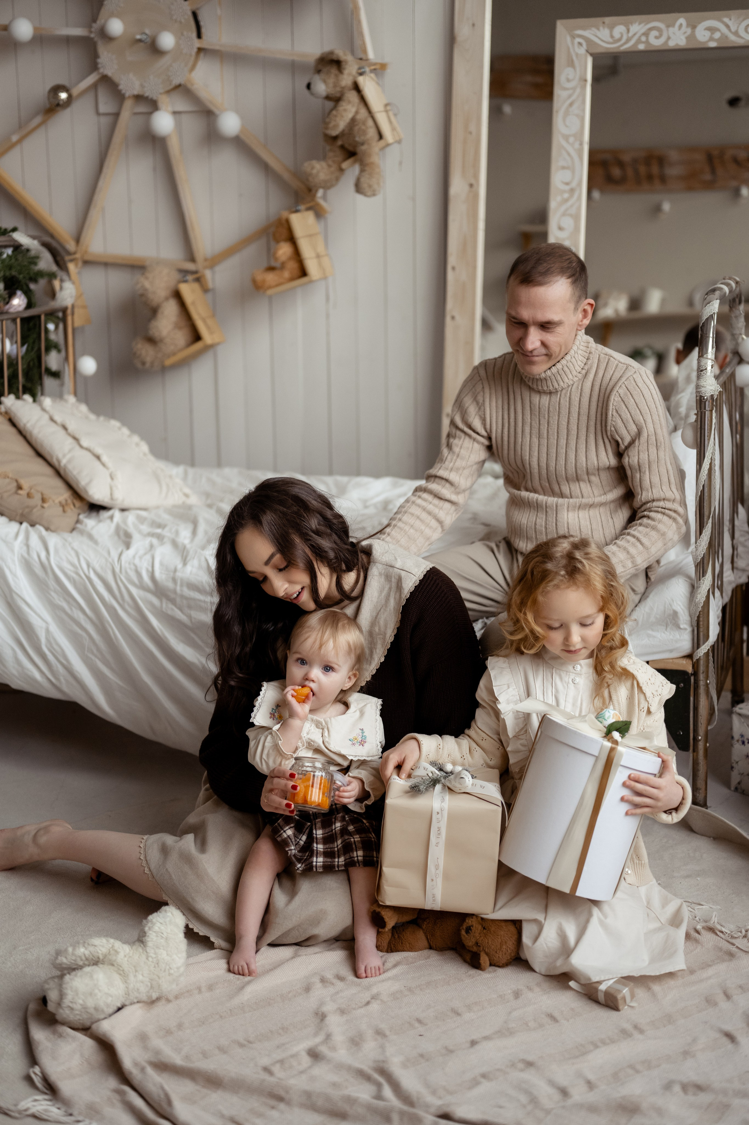 Мастерская. Юлия, Адель, Алисия и Дмитрий. Свадебный и семейный фотограф в СПб Валерия Фомичева