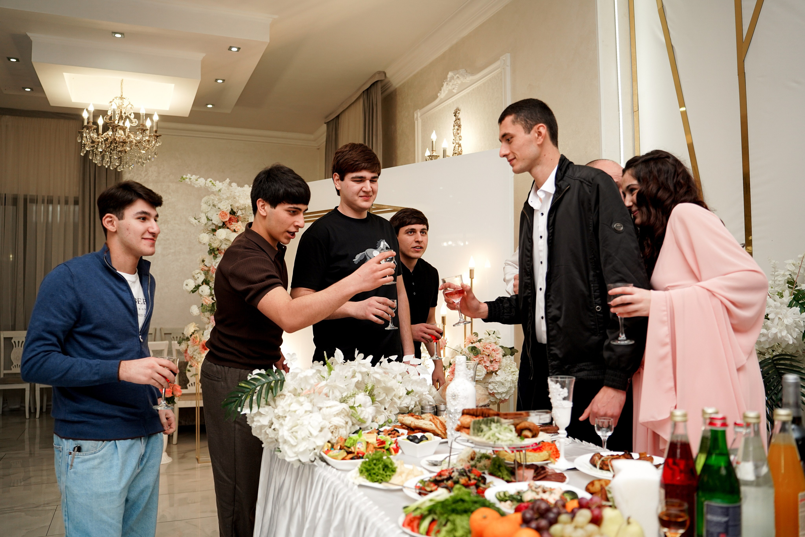 Сватовство. Свадебный фотограф в Ростове-на-Дону. Таинство Крещения и Венчания, семейные фотосессии. Алёна Чёботова