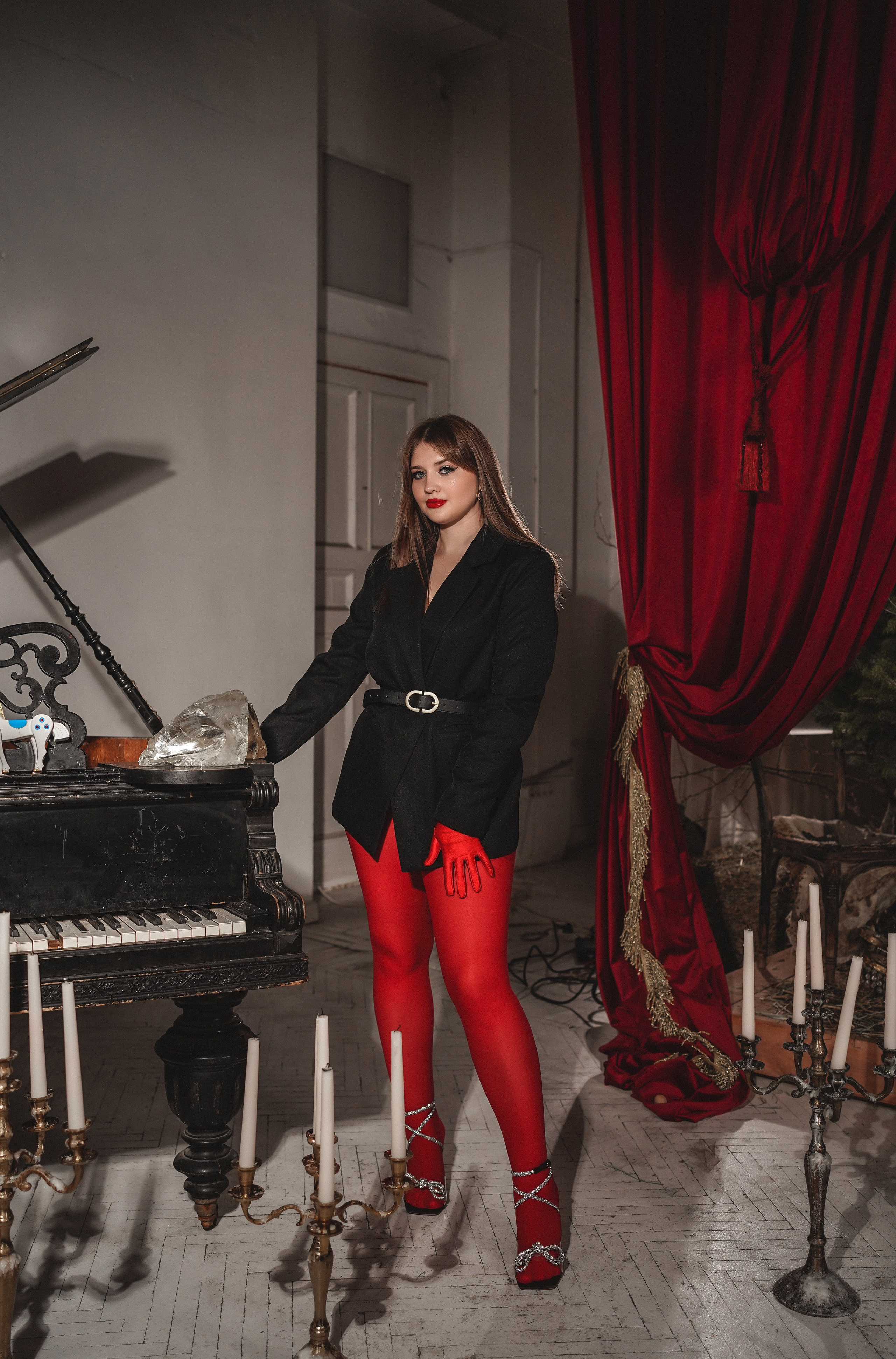 Семейная фотосессия в фотостудии MOX. Фотограф Ростов-на-Дону. Свадебный фотограф в Ростове-на-Дону. Таинство Крещения и Венчания, семейные фотосессии. Алёна Чёботова