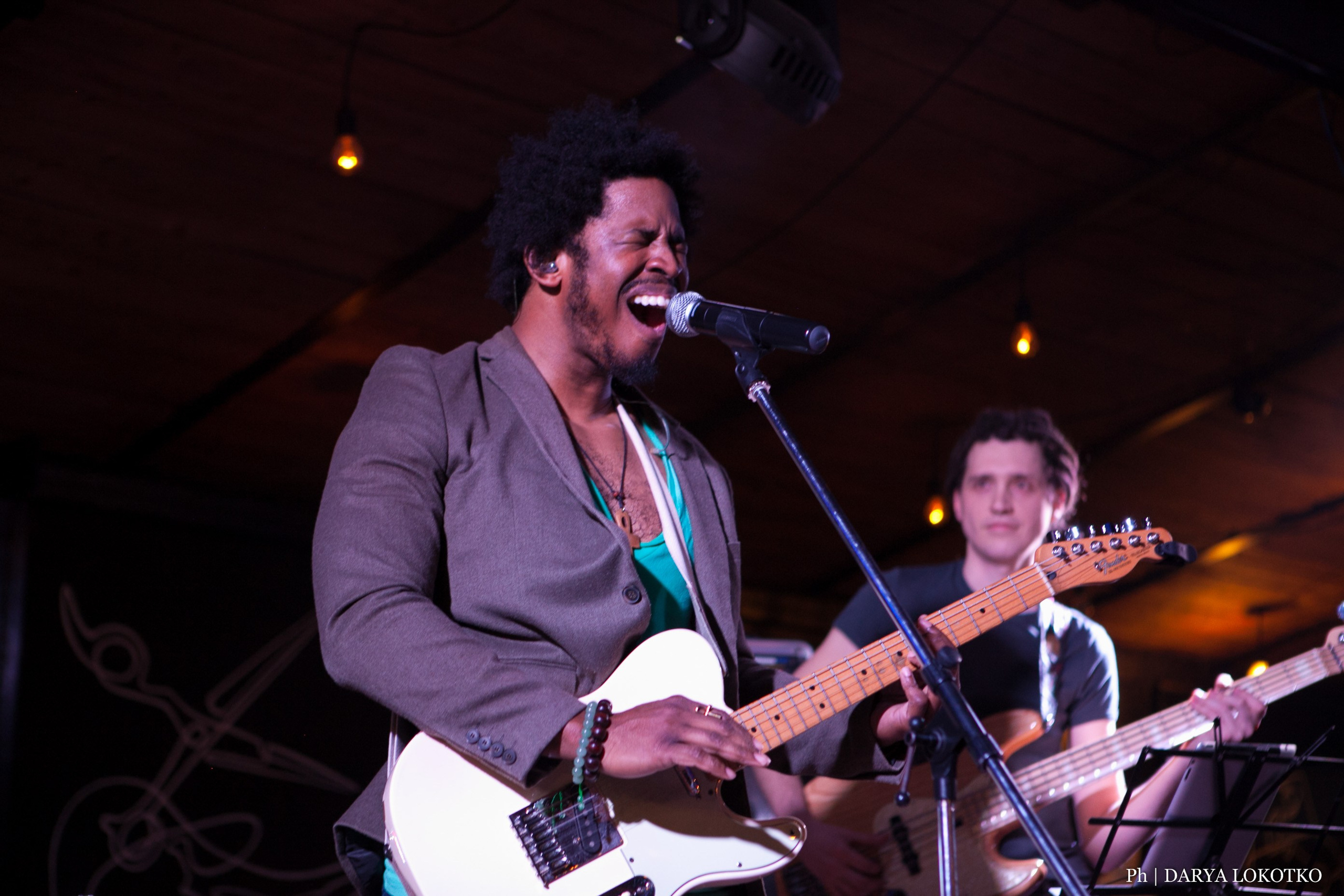 Концерт Quentin Moore. Фотограф Дарья Локотко в Красноярске