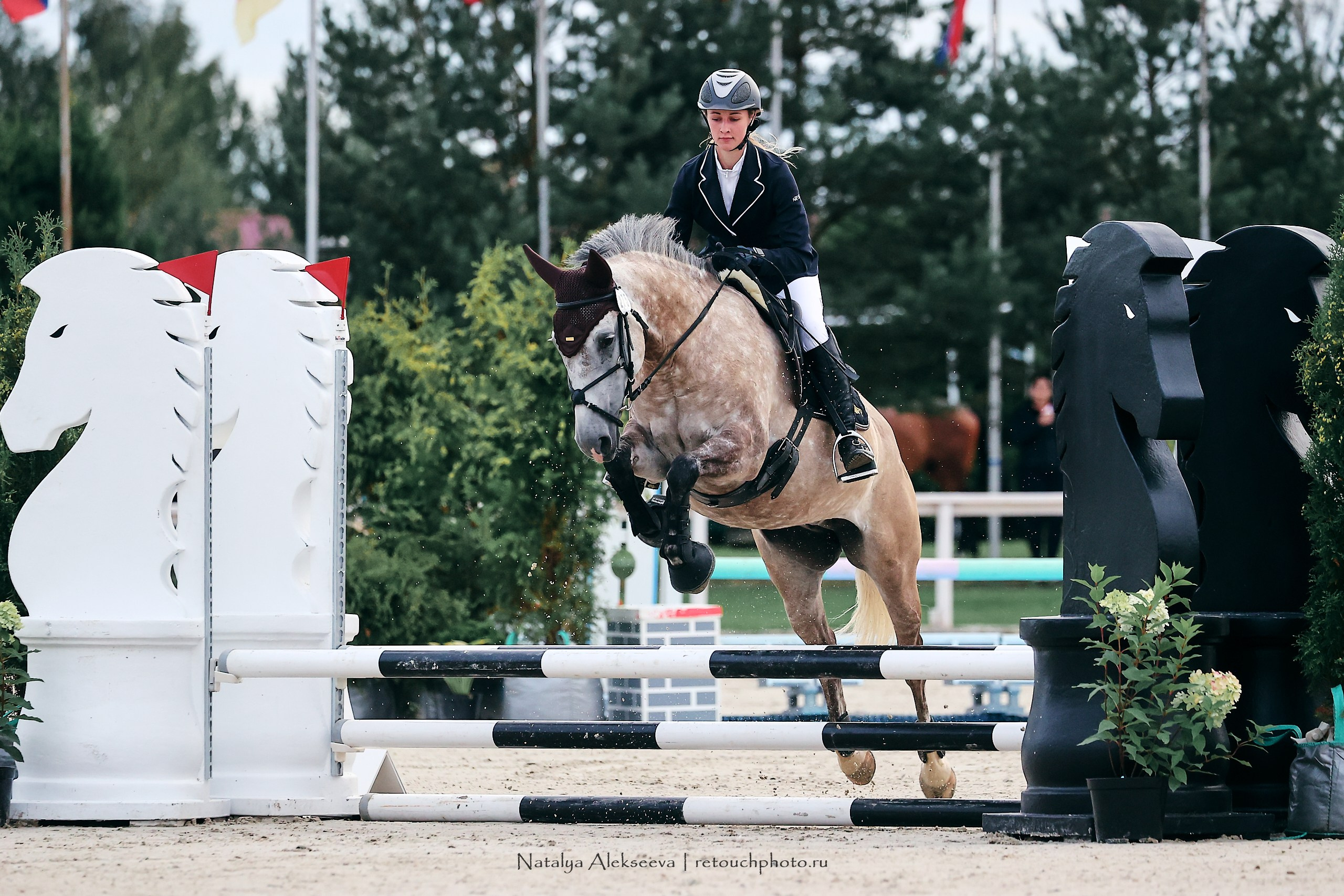 Лично-Командное Первенство России по конкуру, КСК Конаковские конюшни | 08'2023. Репортажный фотограф и ретушер в Москве Наталья Алексеева