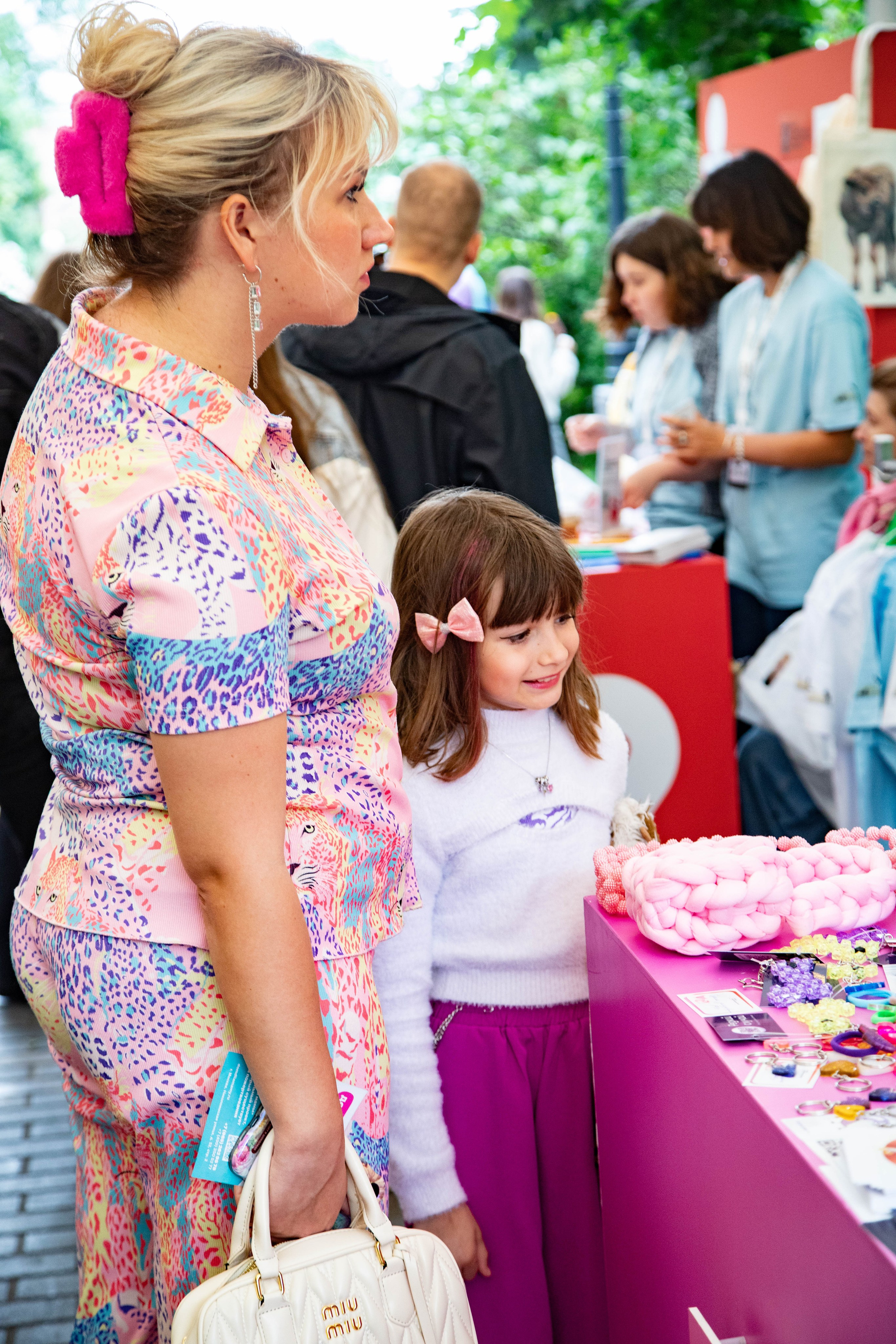 Съемка для благотворительного фонда. Женский фотограф в Москве Рина Леонтьева